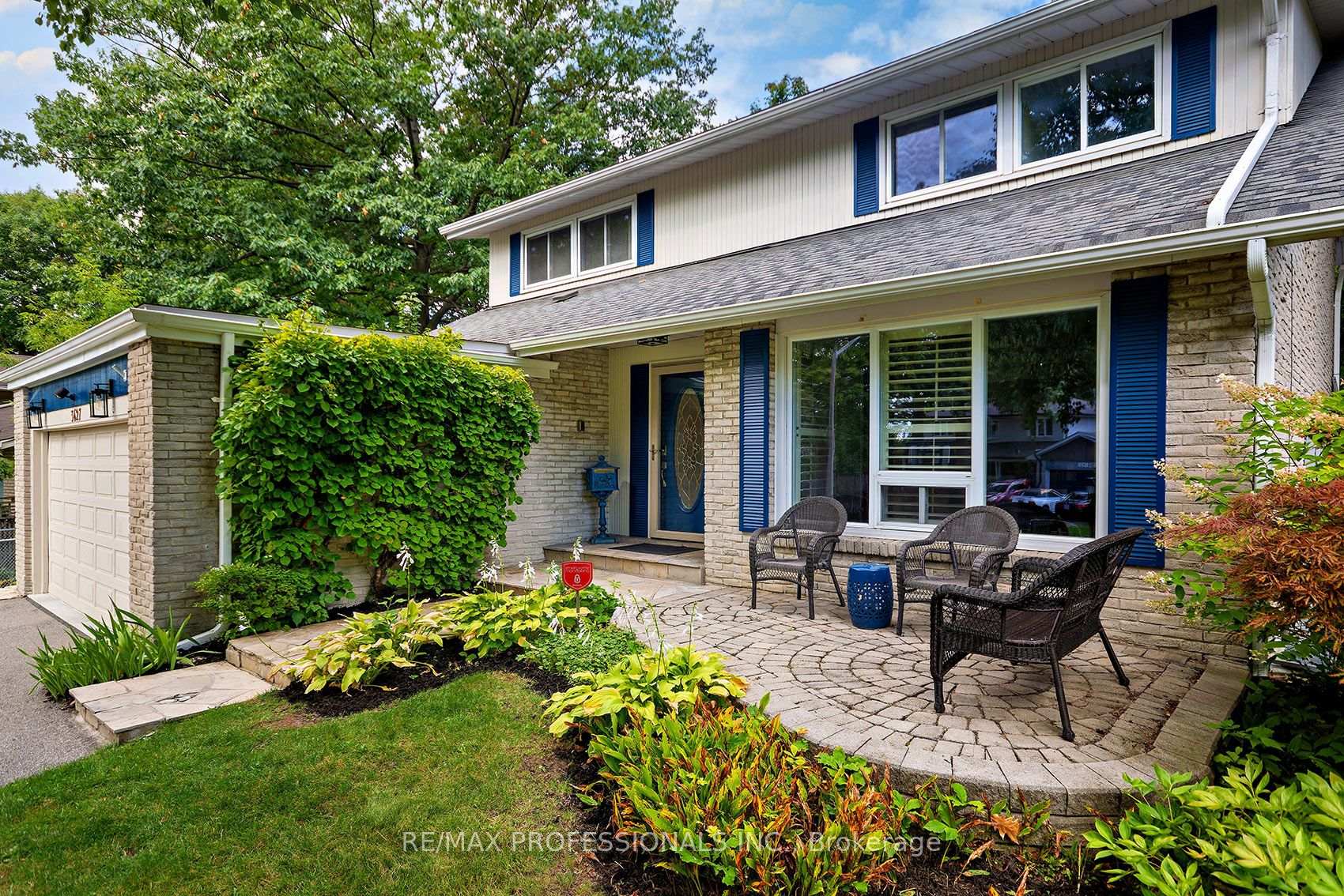 Photo 5 of 3627 Beechollow Crescent, Mississauga, Applewood — HOMEH