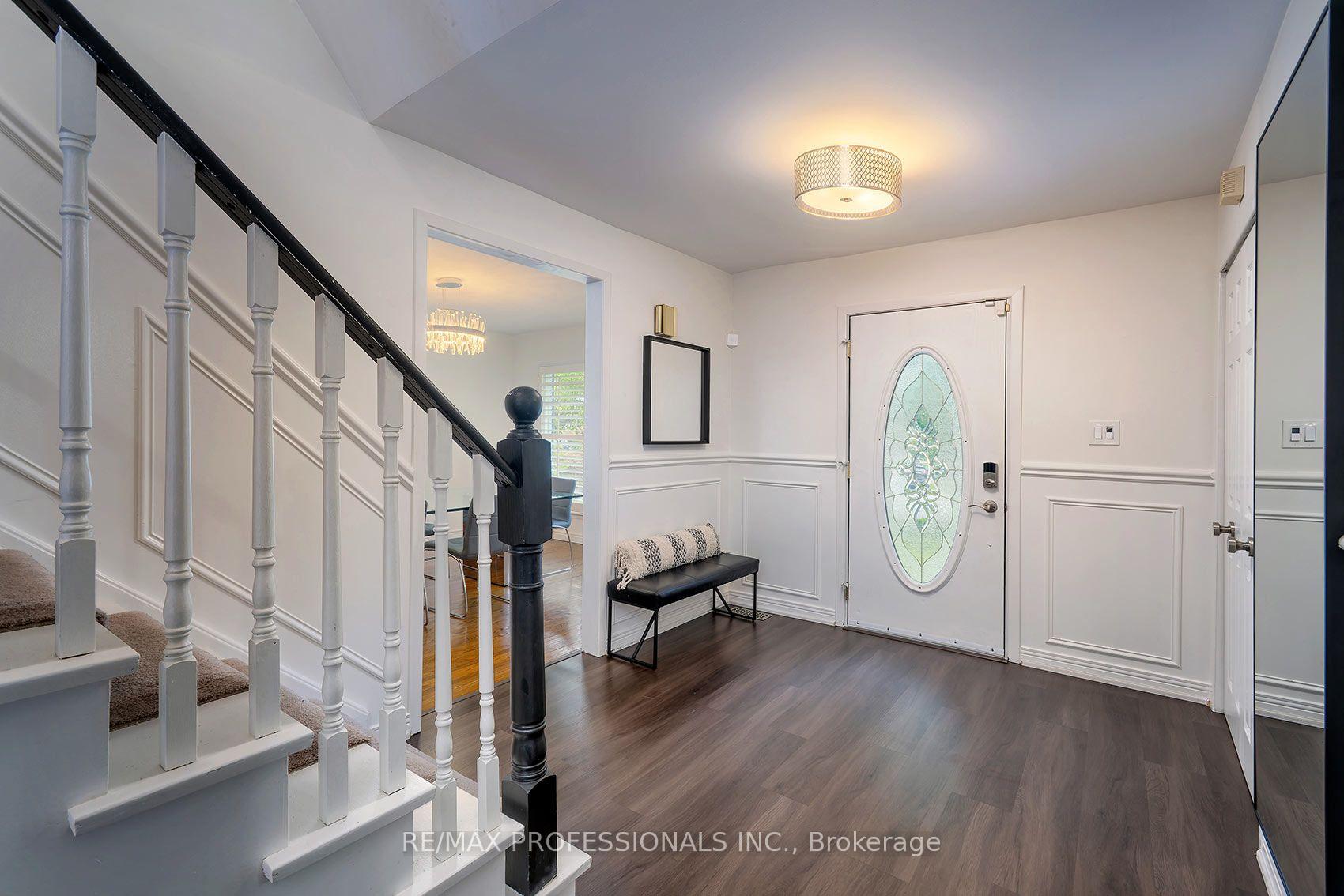 Photo 6 of 3627 Beechollow Crescent, Mississauga, Applewood — HOMEH