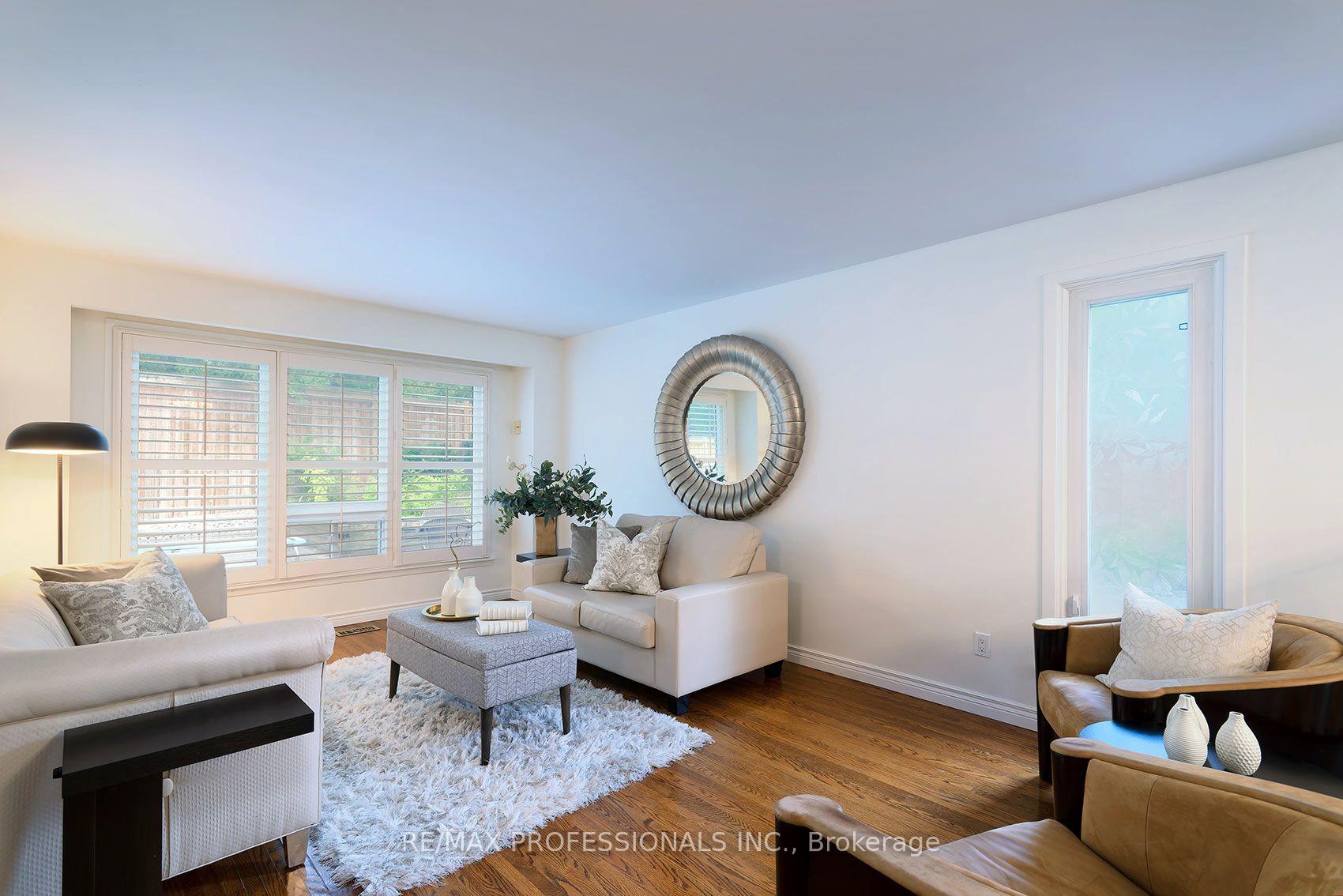 Photo 19 of 3627 Beechollow Crescent, Mississauga, Applewood — HOMEH