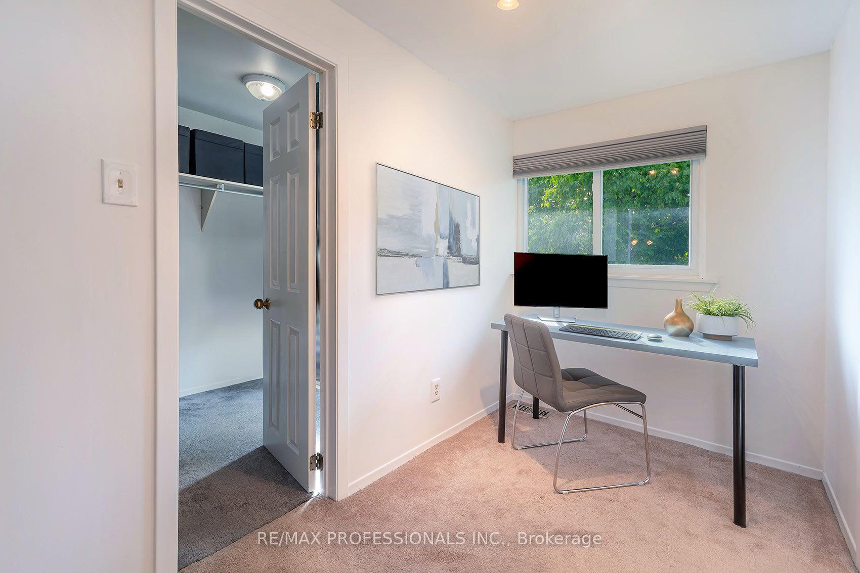 Photo 23 of 3627 Beechollow Crescent, Mississauga, Applewood — HOMEH