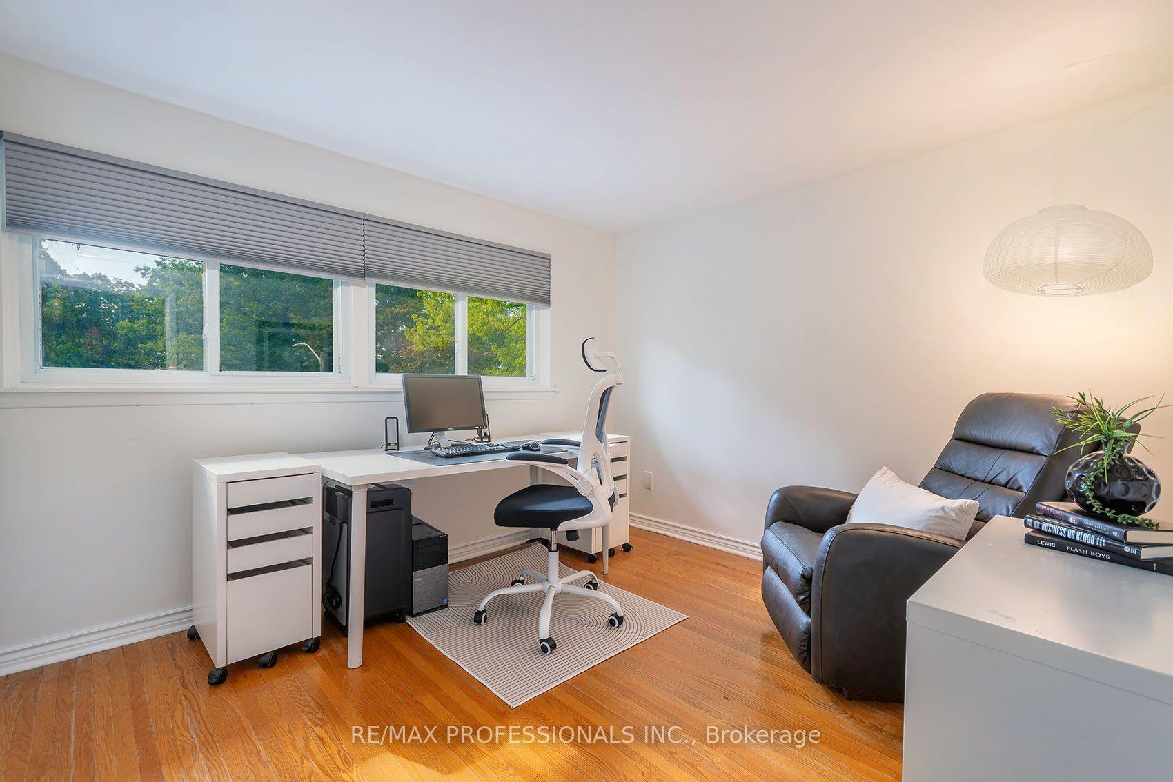 Photo 25 of 3627 Beechollow Crescent, Mississauga, Applewood — HOMEH