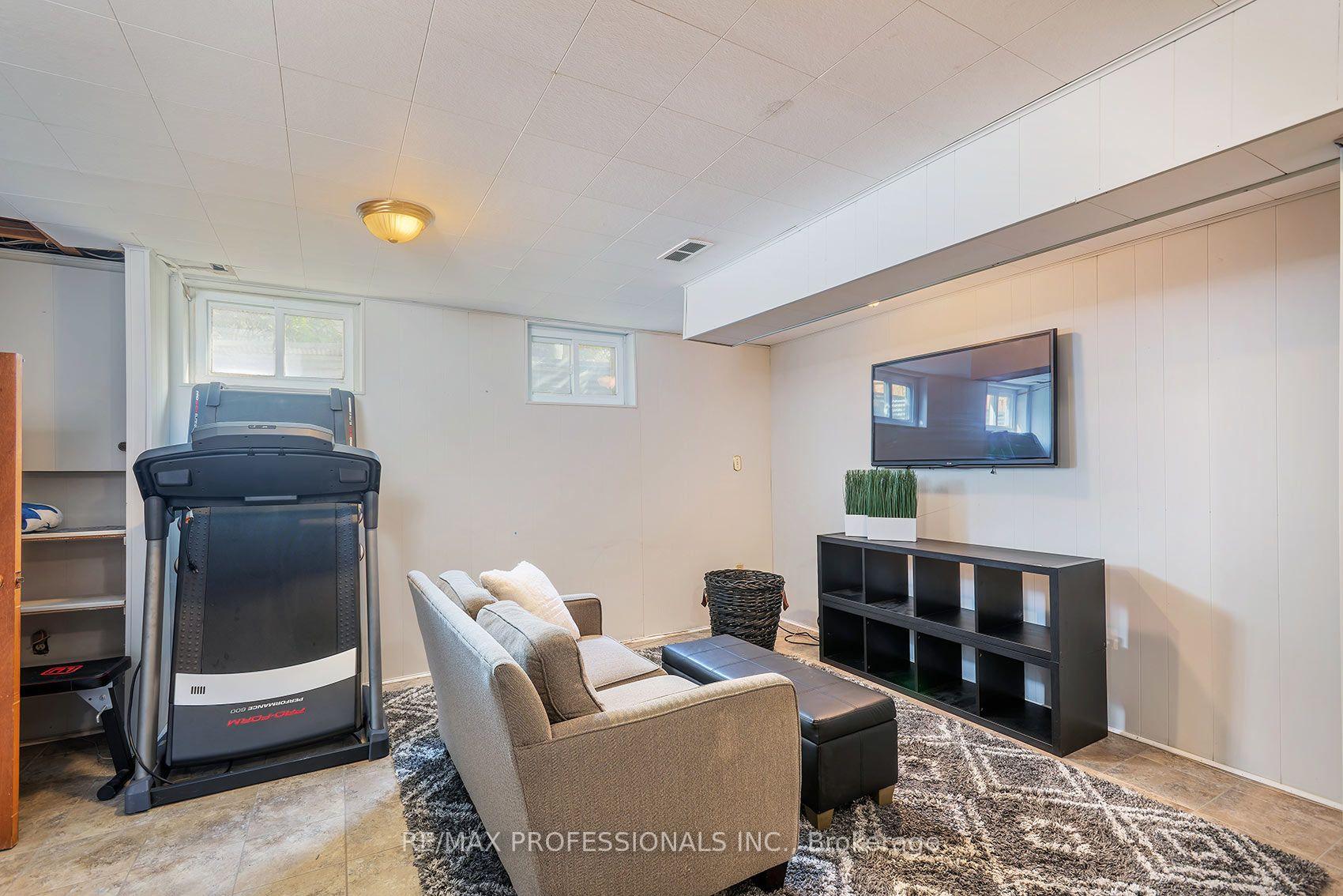 Photo 34 of 3627 Beechollow Crescent, Mississauga, Applewood — HOMEH