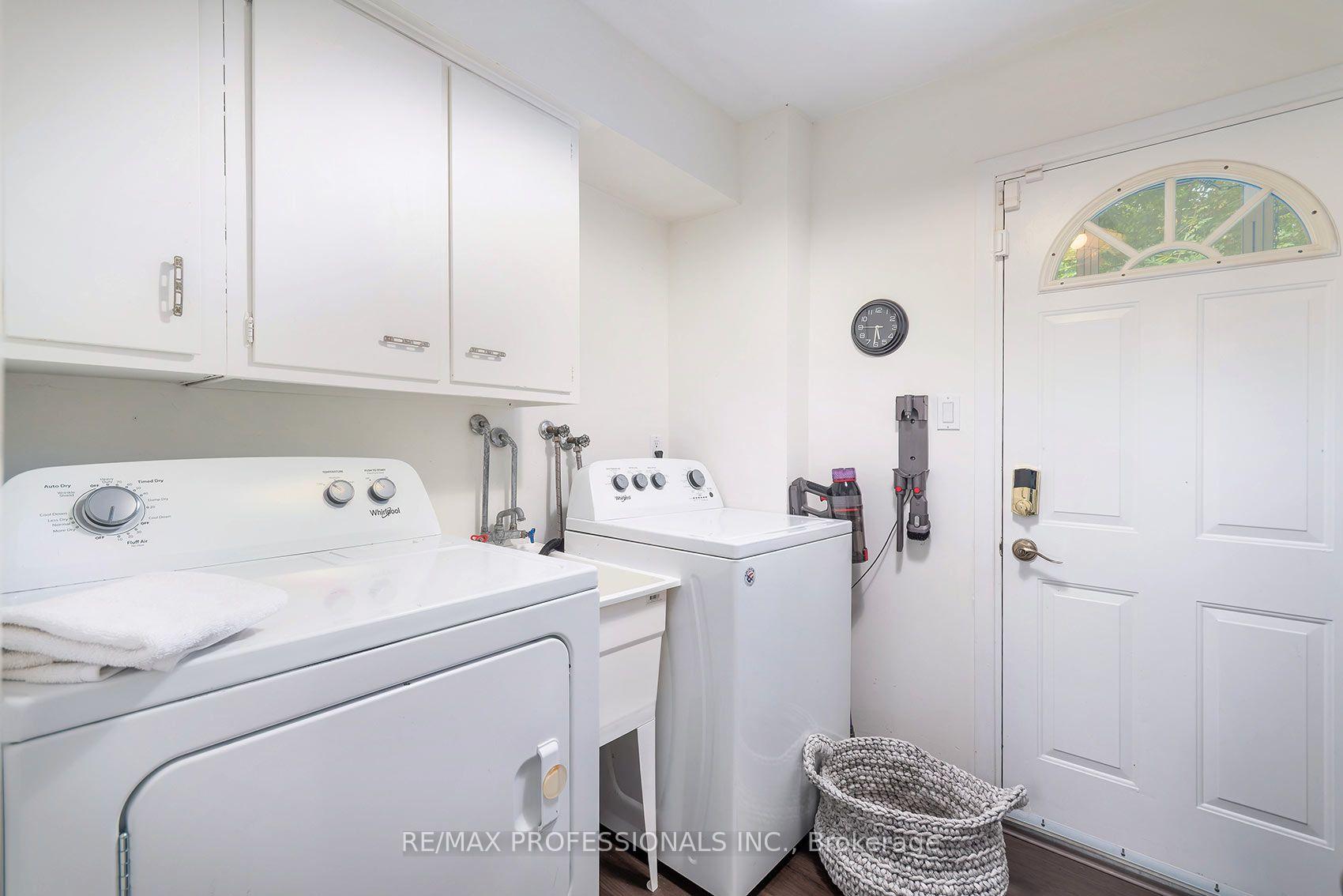 Photo 36 of 3627 Beechollow Crescent, Mississauga, Applewood — HOMEH