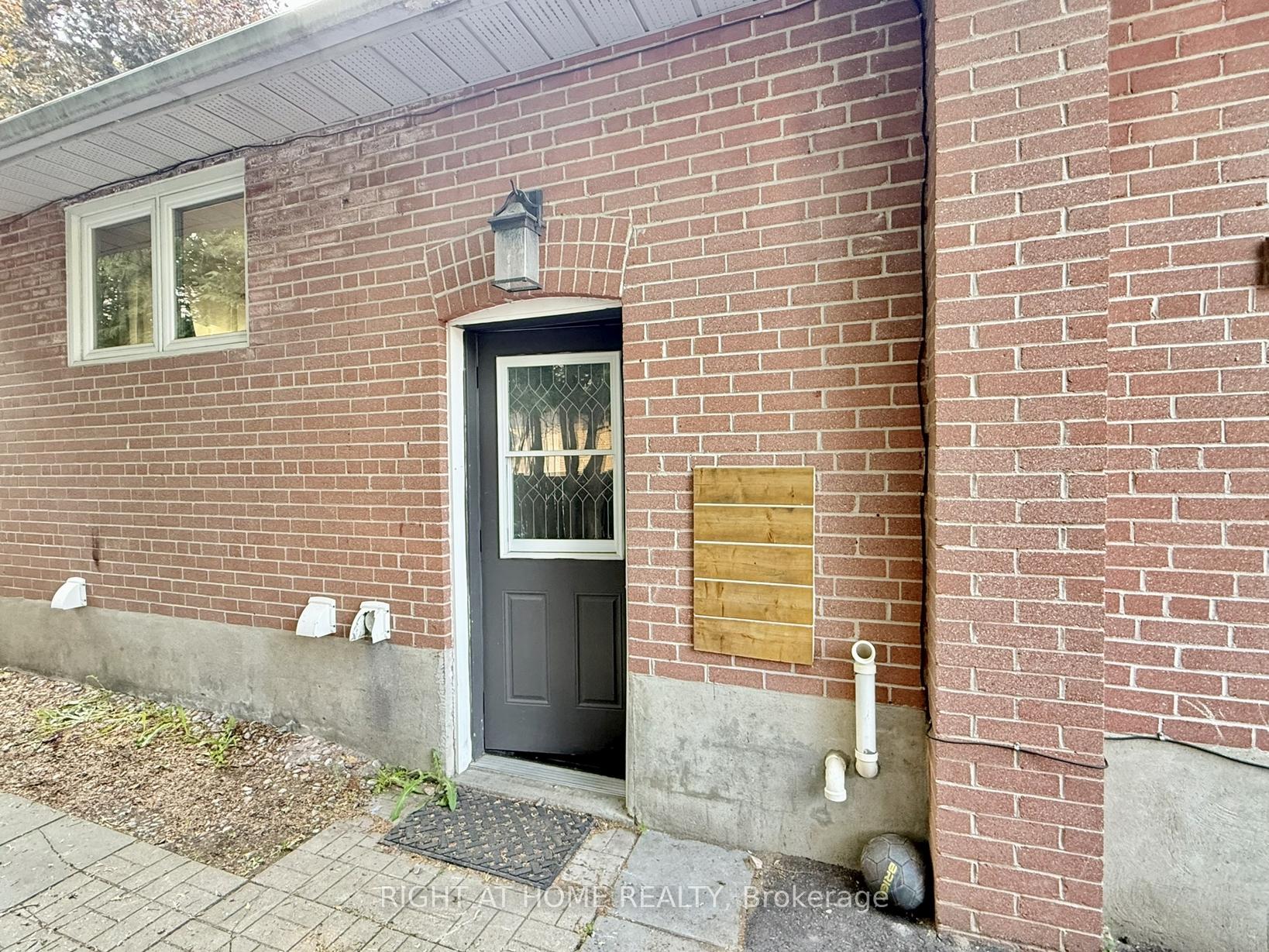 Photo 5 of Unit BSMT, 116 Cherrywood Drive, Newmarket, Bristol-London — HOMEH