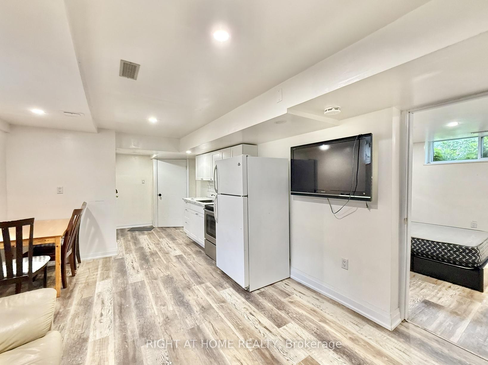 Photo 8 of Unit BSMT, 116 Cherrywood Drive, Newmarket, Bristol-London — HOMEH