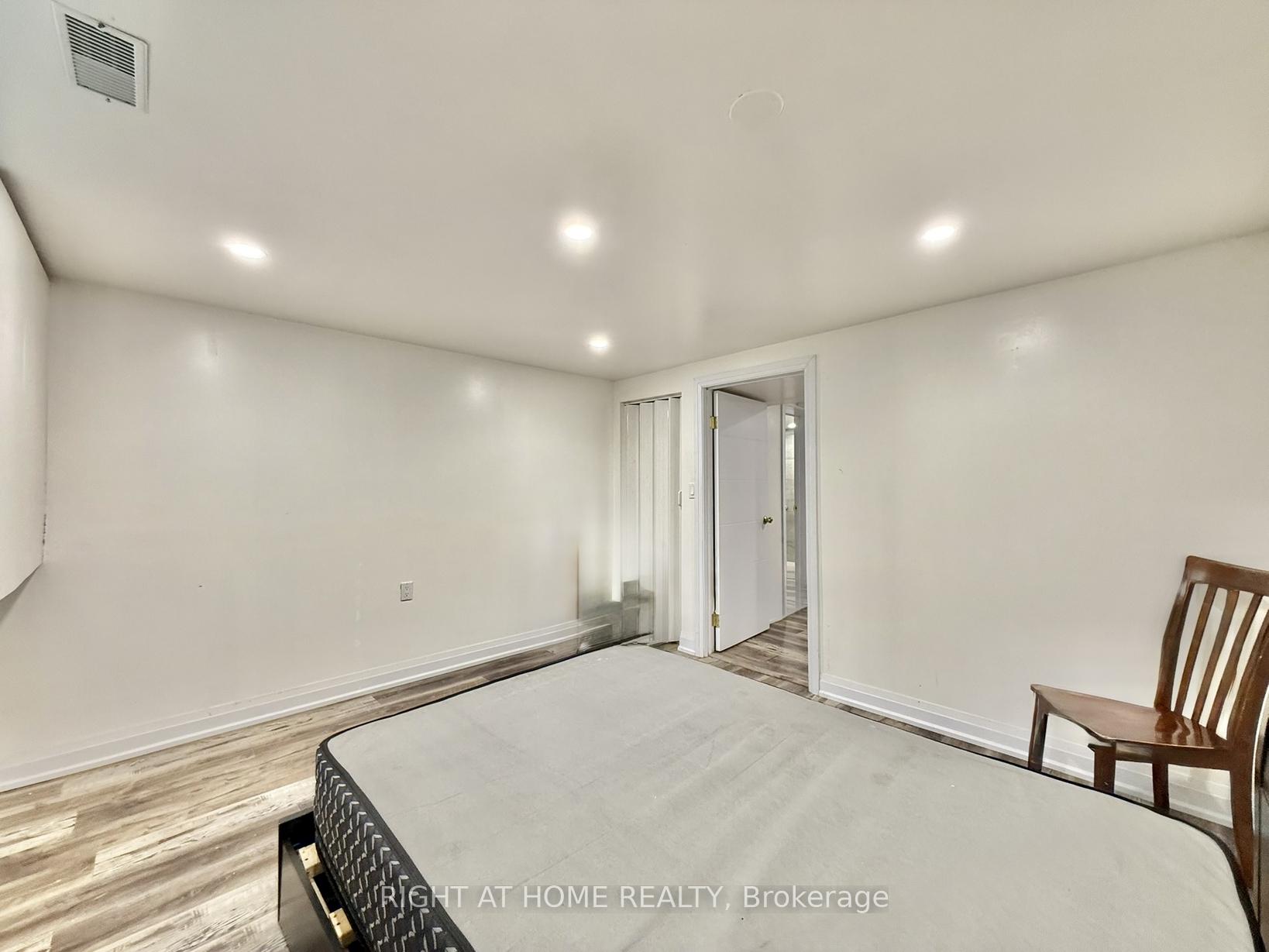 Photo 10 of Unit BSMT, 116 Cherrywood Drive, Newmarket, Bristol-London — HOMEH