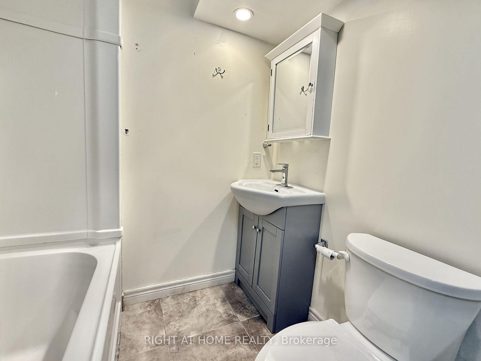 Photo 18 of Unit BSMT, 116 Cherrywood Drive, Newmarket, Bristol-London — HOMEH