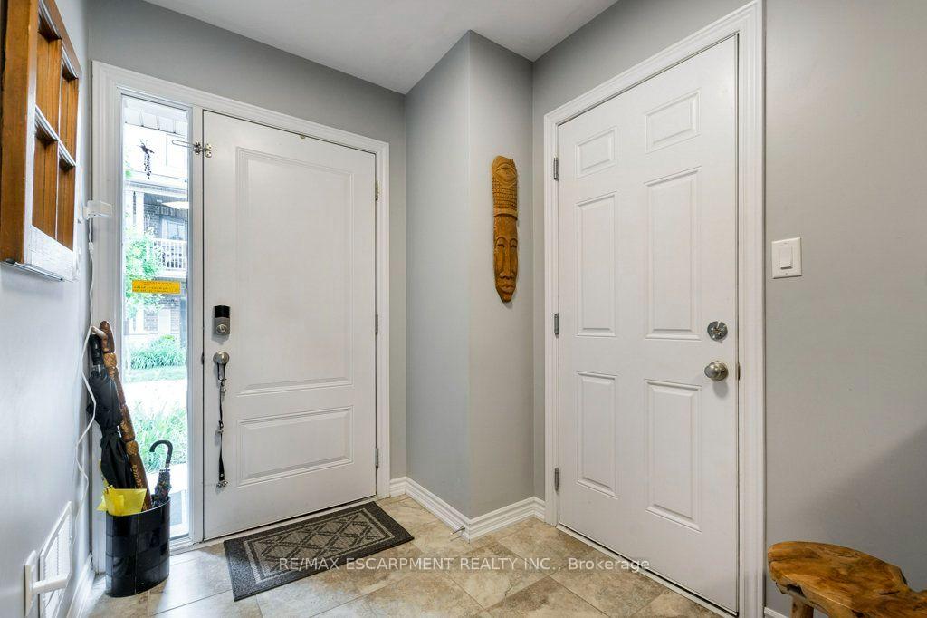 Photo 5 of Unit 38, 377 Glancaster Road, Hamilton, Ancaster — HOMEH