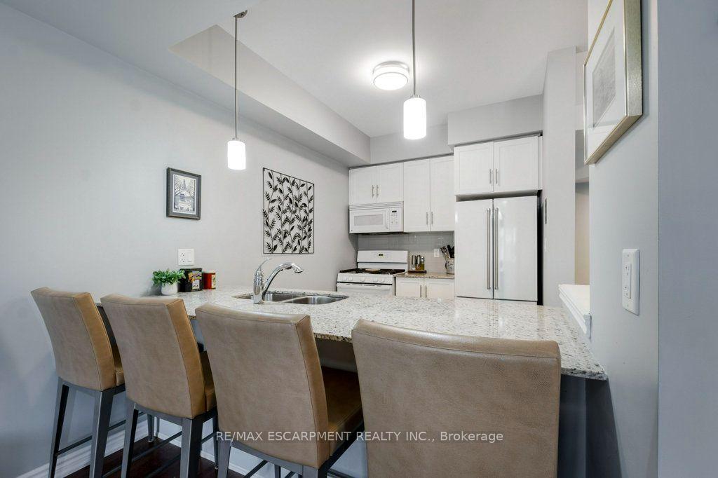Photo 11 of Unit 38, 377 Glancaster Road, Hamilton, Ancaster — HOMEH