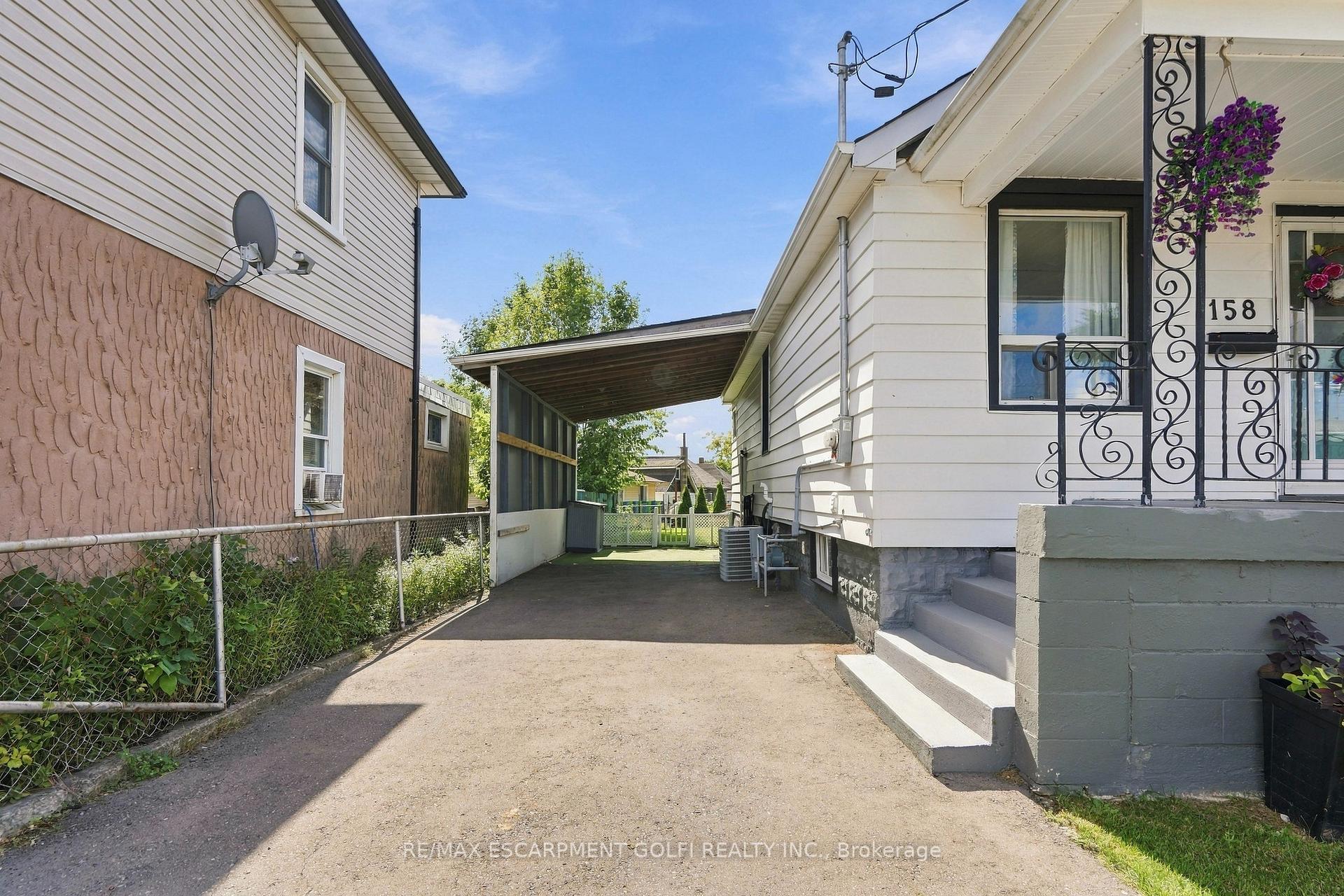Photo 4 of 158 Niagara Falls Road, Thorold, Allanburg/Thorold South — HOMEH