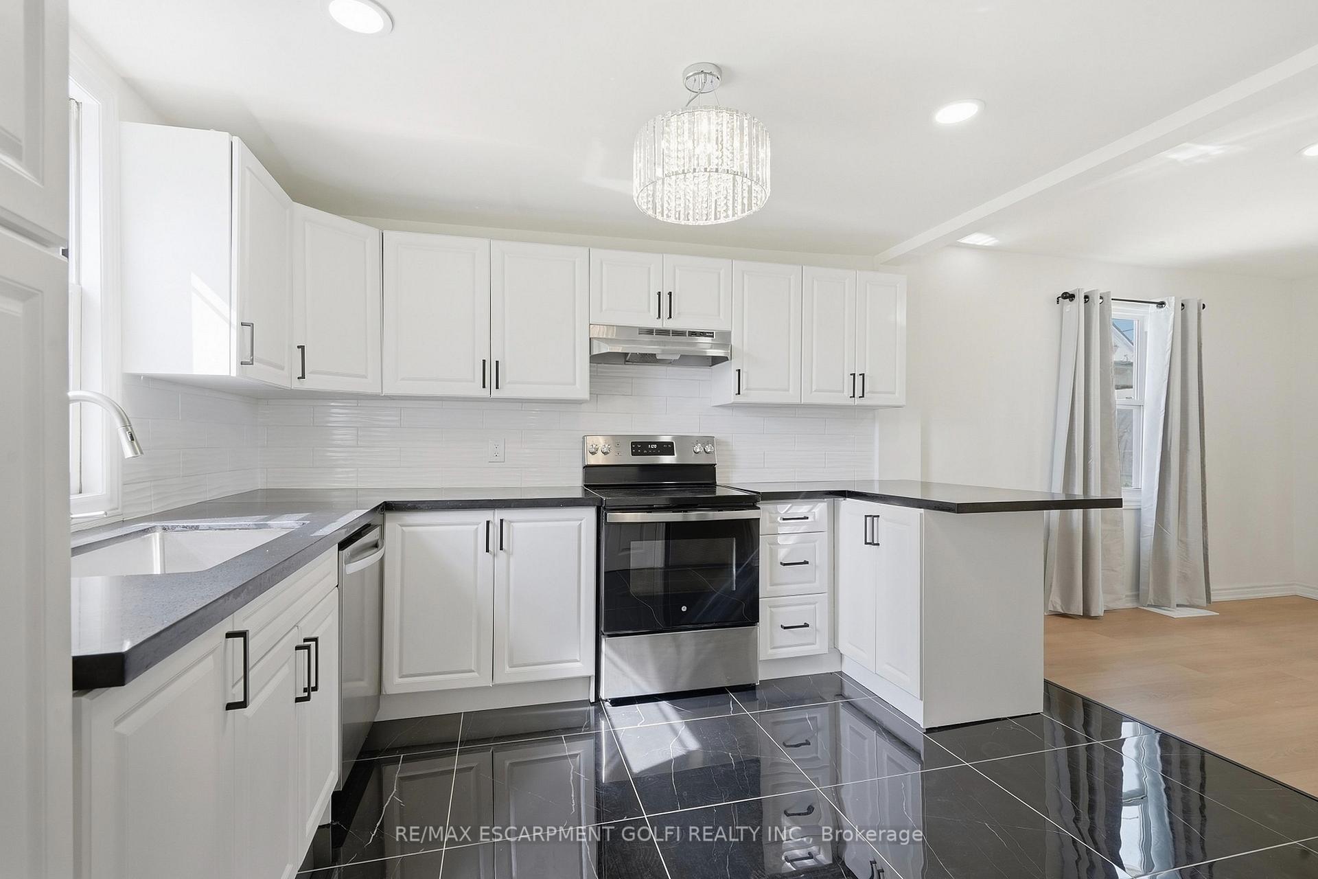 Photo 9 of 158 Niagara Falls Road, Thorold, Allanburg/Thorold South — HOMEH