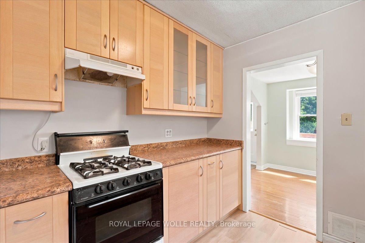 Photo 17 of 22 Ramore Street, Cambridge, Downtown Cambridge — HOMEH