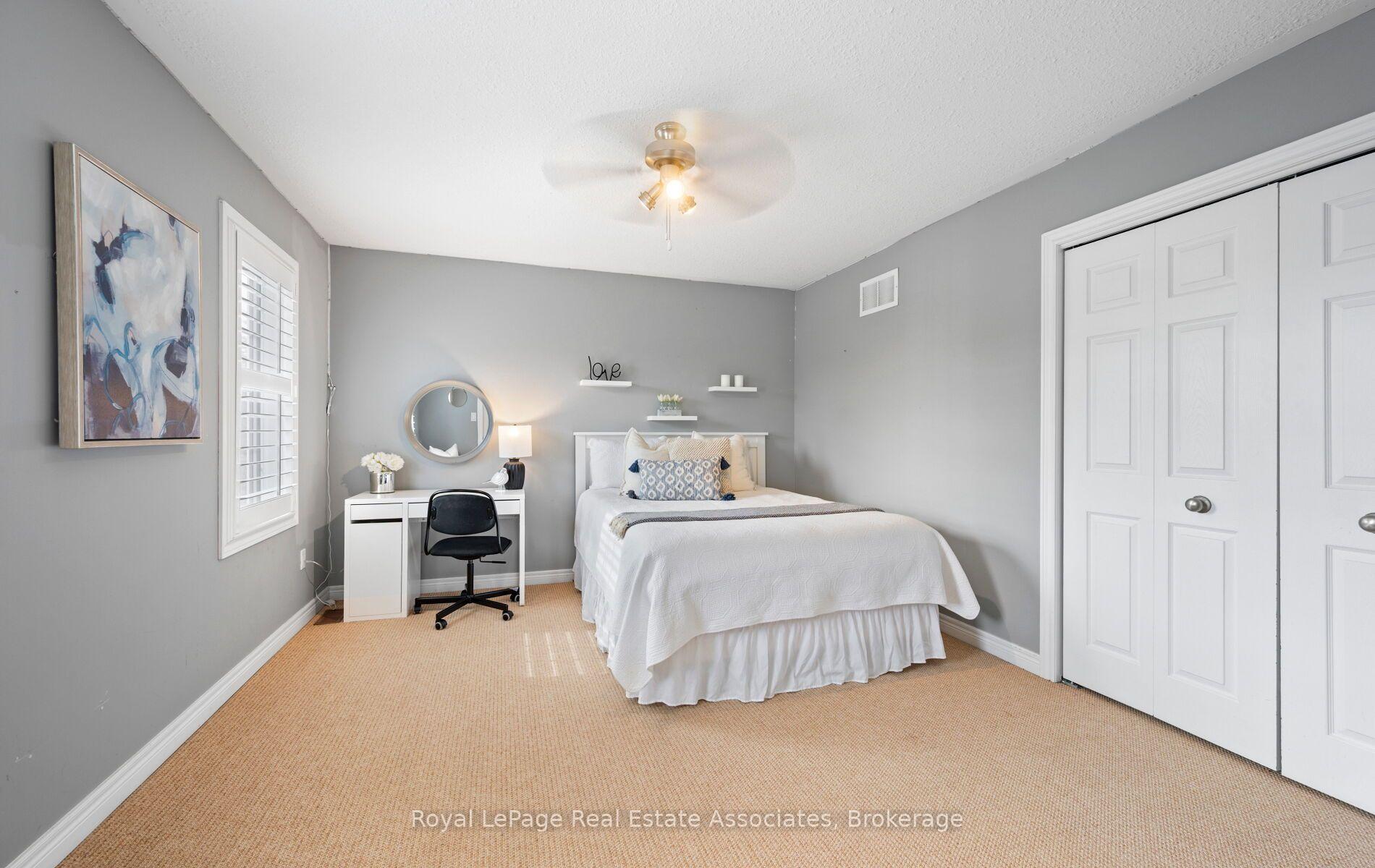 Photo 36 of 17 Nelles Street, Halton Hills, Acton — HOMEH