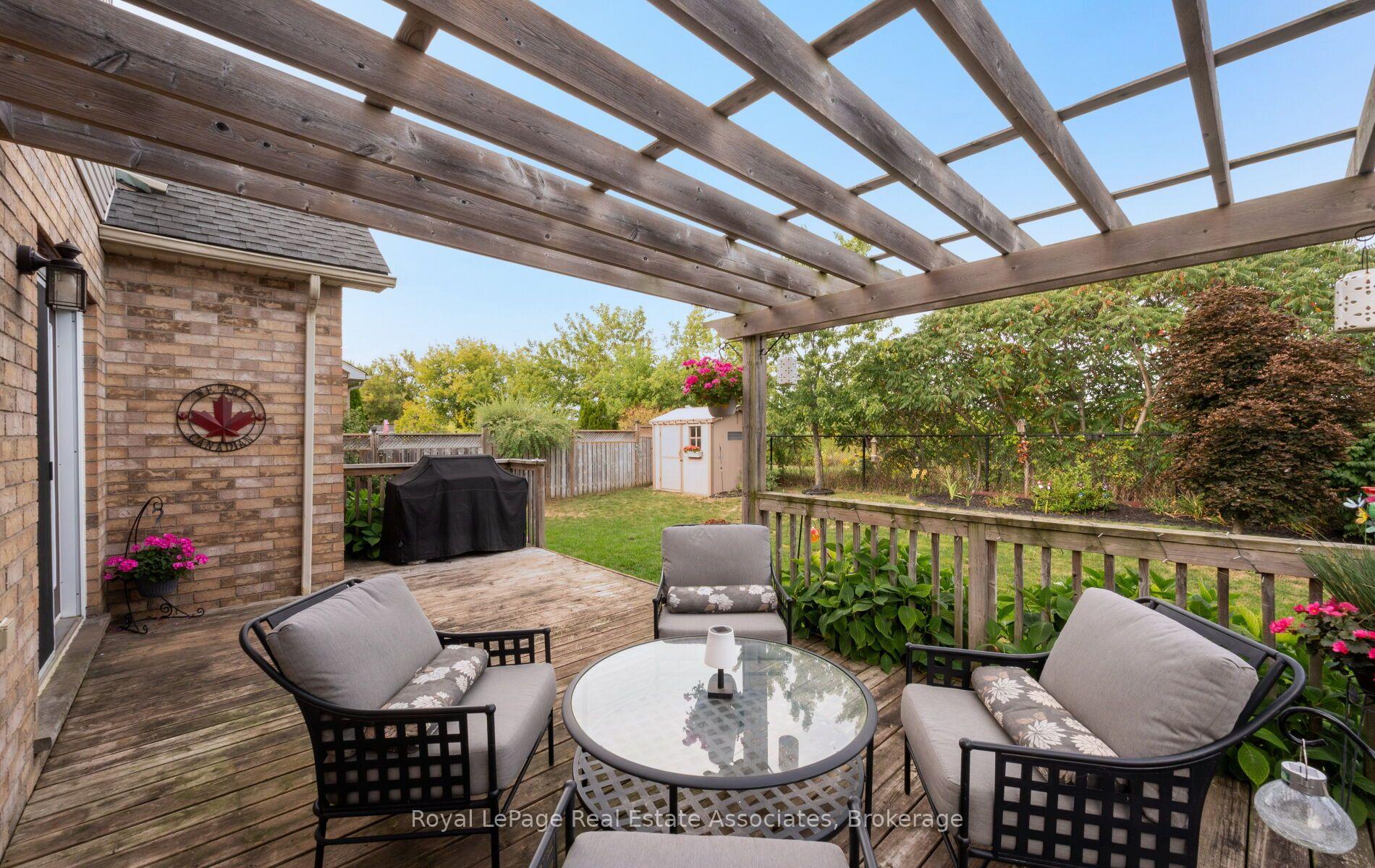 Photo 46 of 17 Nelles Street, Halton Hills, Acton — HOMEH