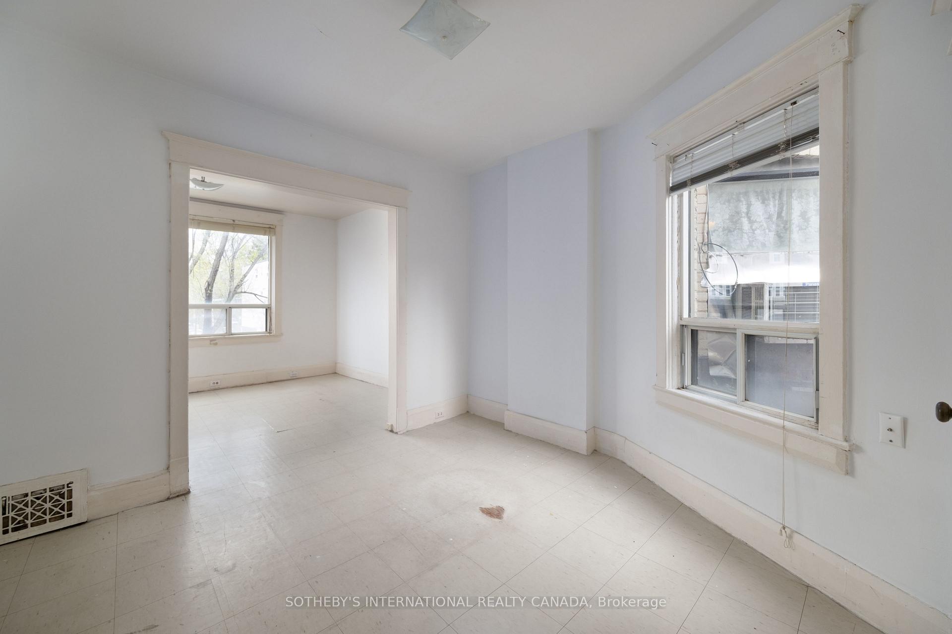 Photo 16 of 641 St Clair Avenue W, Toronto, Wychwood — HOMEH