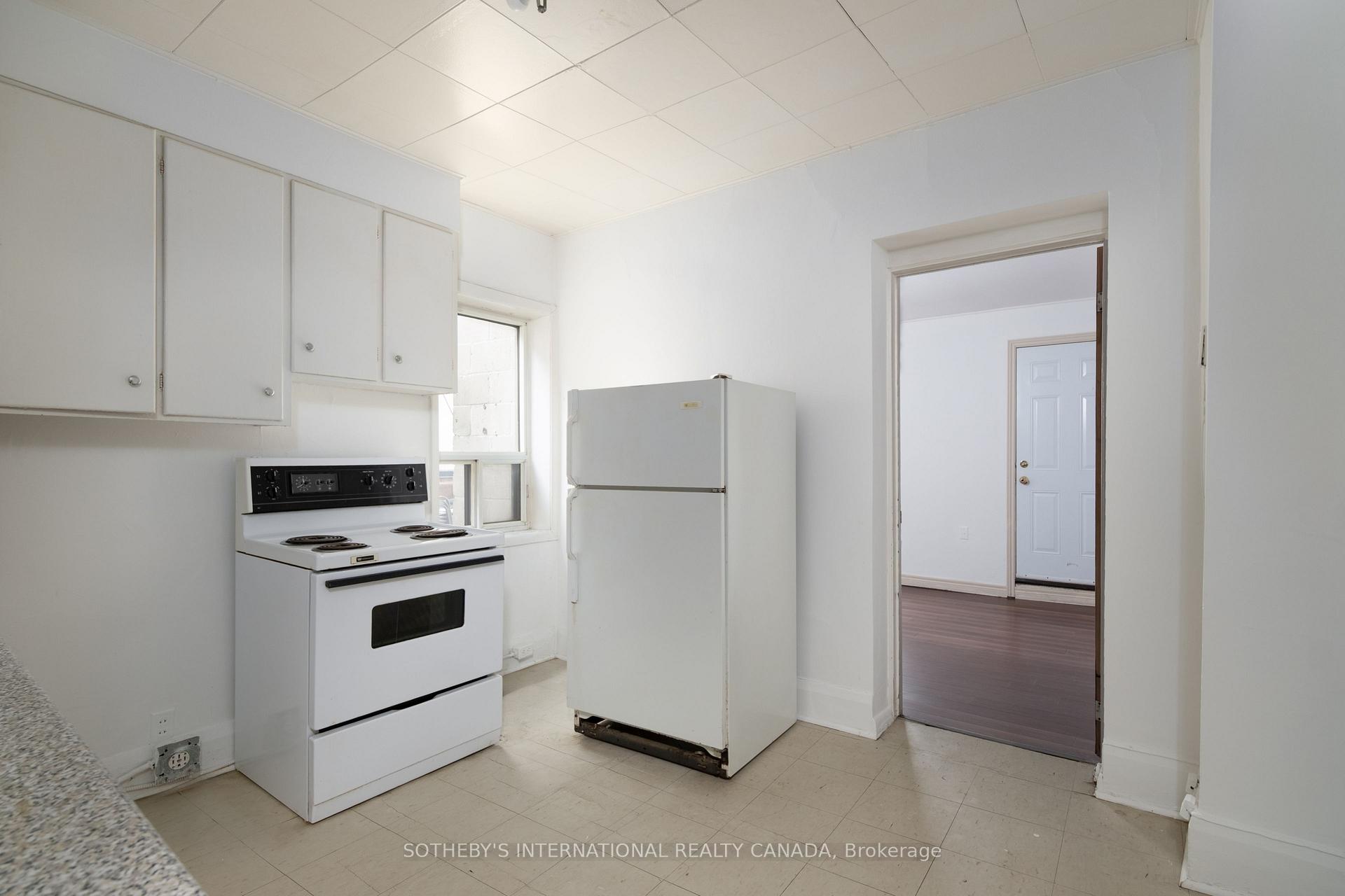 Photo 20 of 641 St Clair Avenue W, Toronto, Wychwood — HOMEH