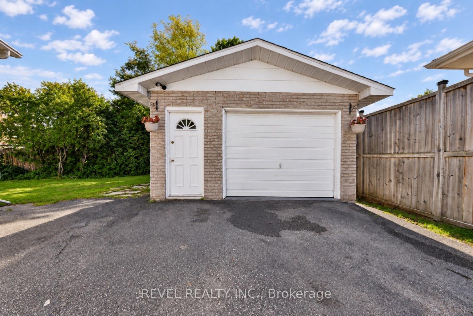 Photo 4 of 191 Cayuga Drive, Timmins, TS - SE — HOMEH