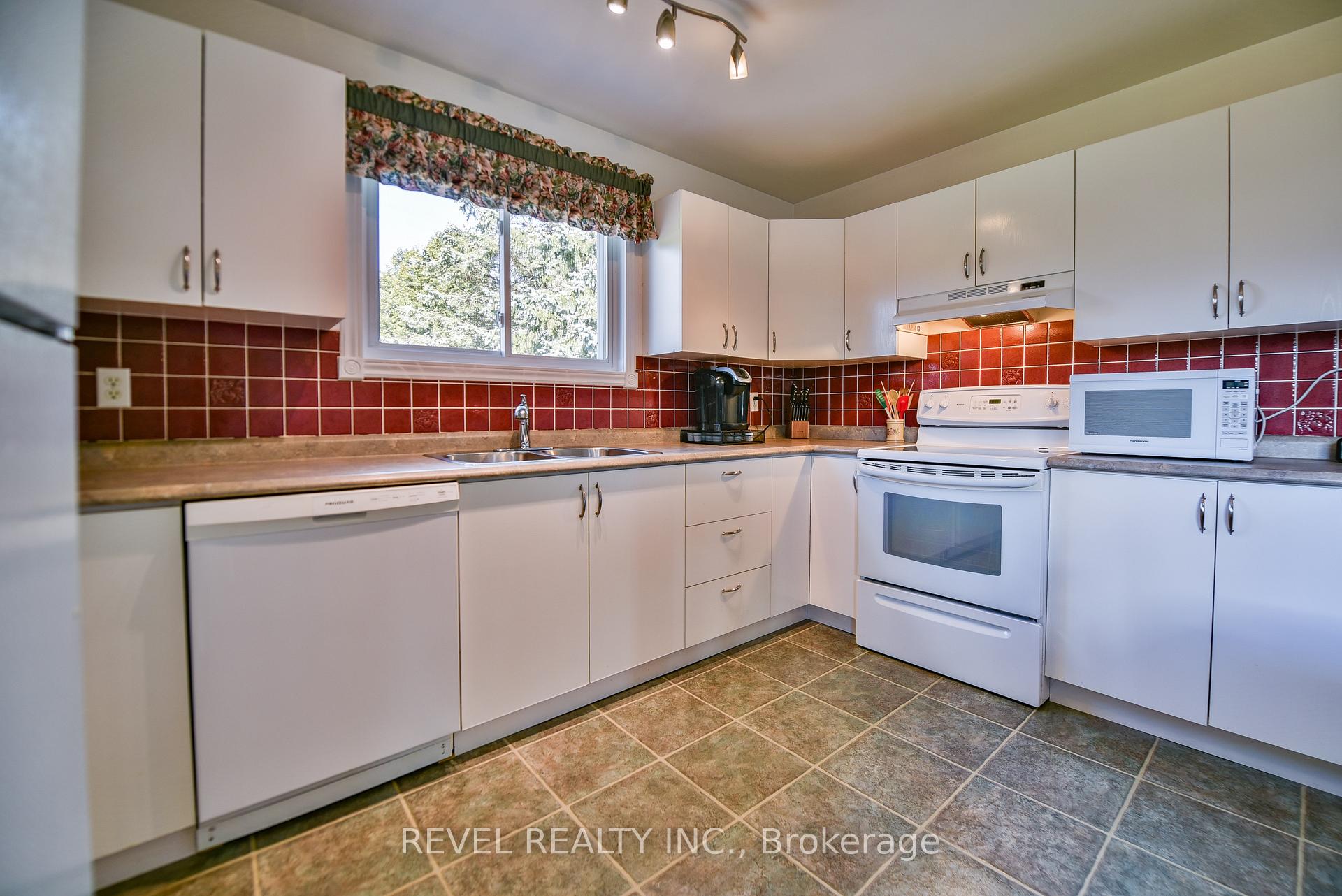 Photo 17 of 191 Cayuga Drive, Timmins, TS - SE — HOMEH