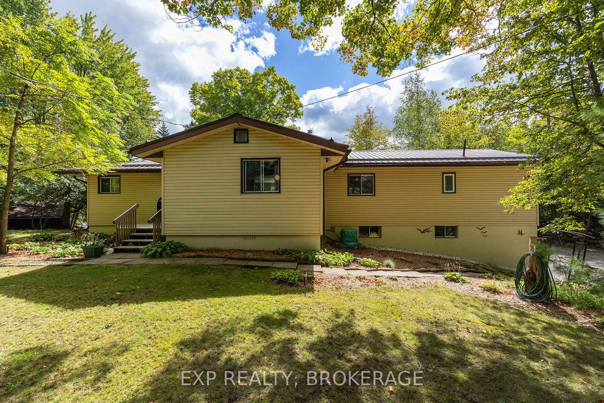 Photo 36 of 2119 Hambly Lane, Frontenac, Frontenac South — HOMEH