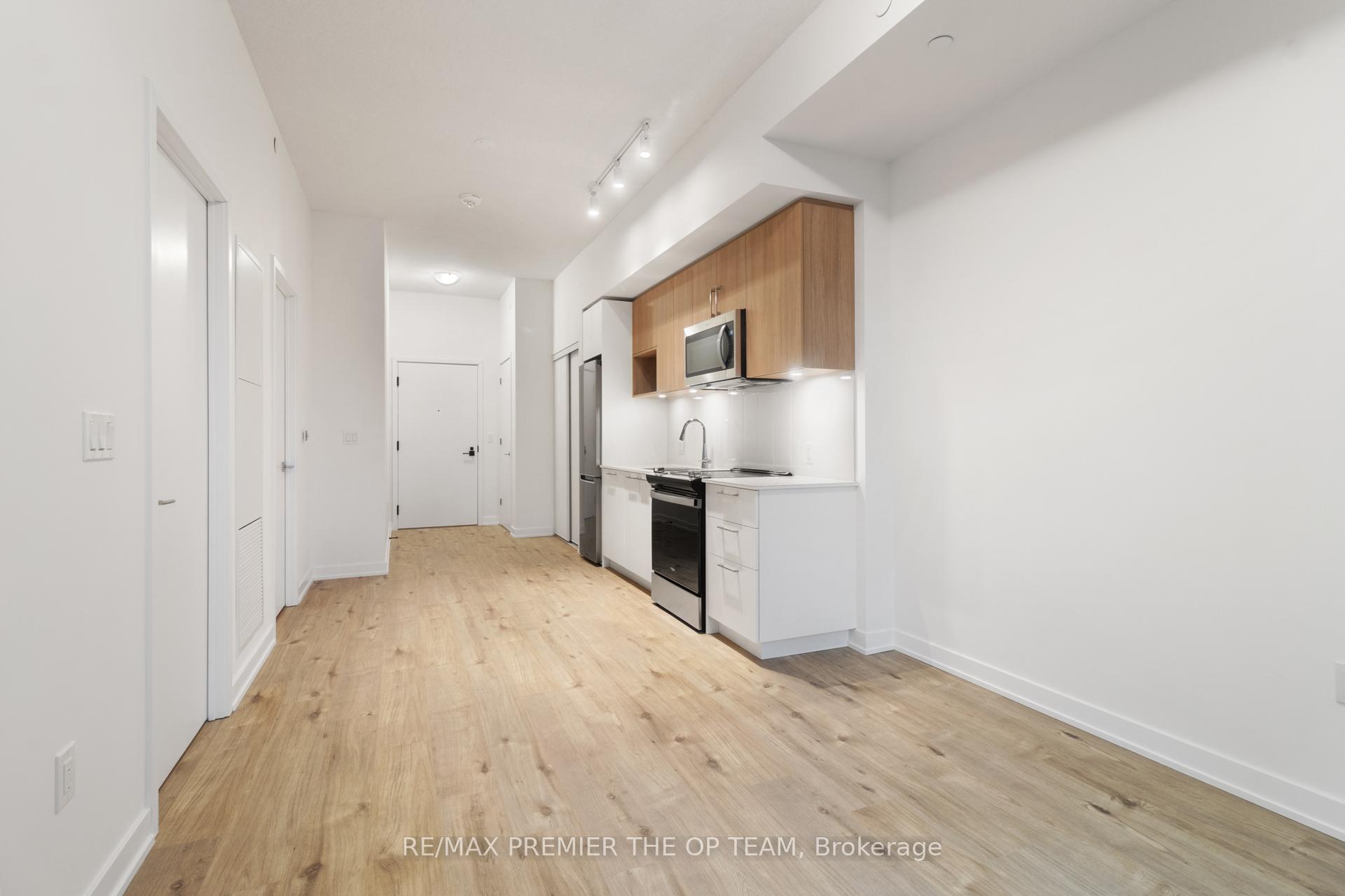 Photo 25 of Unit 204, 500 Plains Road E, Burlington, LaSalle — HOMEH