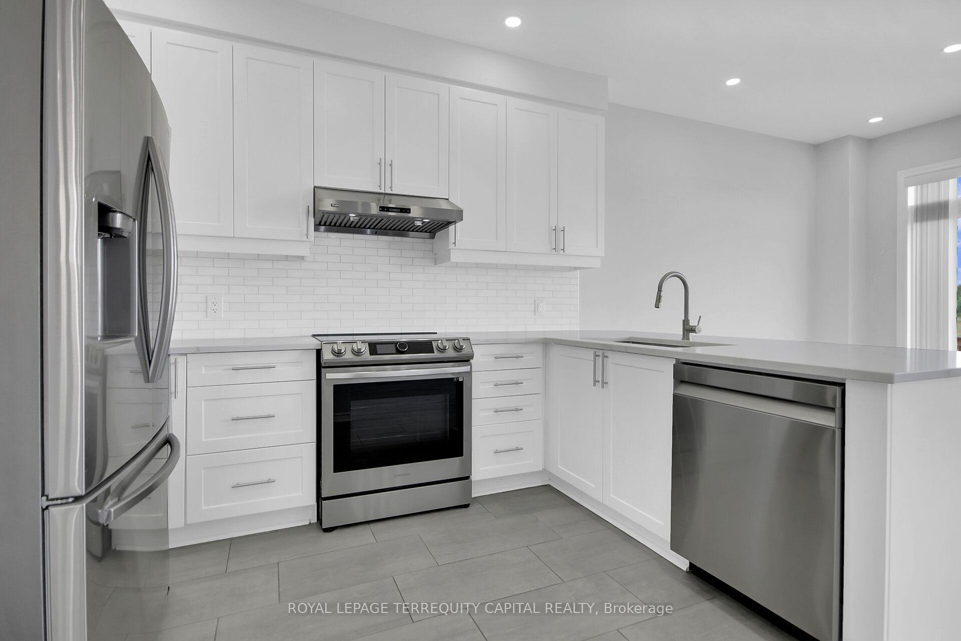 Photo 3 of 116 Unity Place, Ottawa, Stittsville (North) — HOMEH