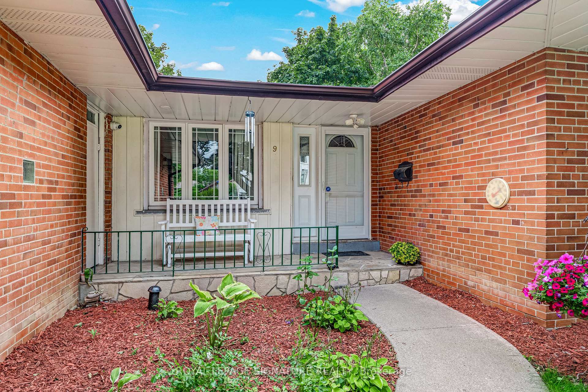 Photo 2 of 9 Bunty Lane, North York, Bayview Village — HOMEH