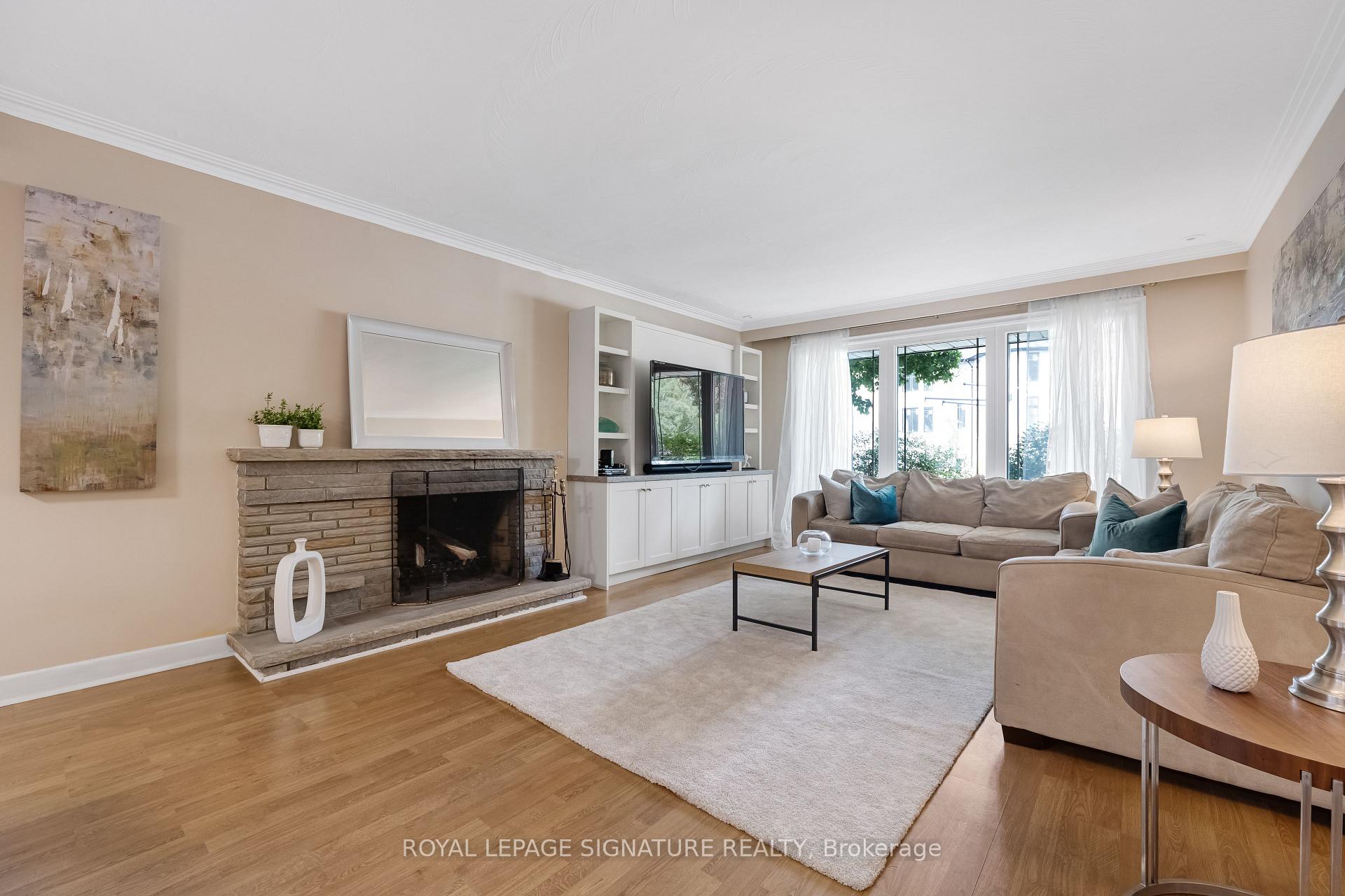 Photo 4 of 9 Bunty Lane, North York, Bayview Village — HOMEH