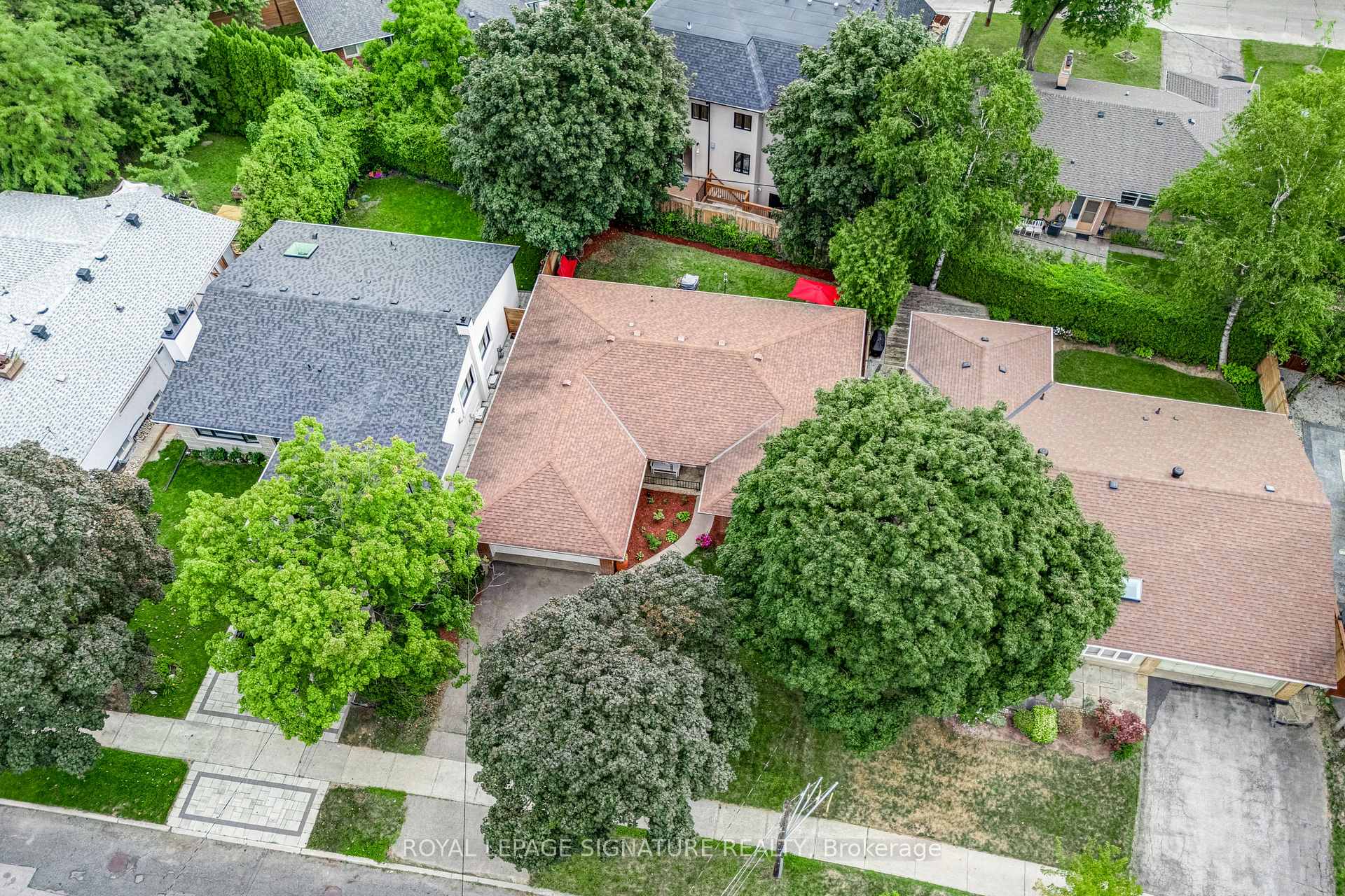 Photo 37 of 9 Bunty Lane, North York, Bayview Village — HOMEH