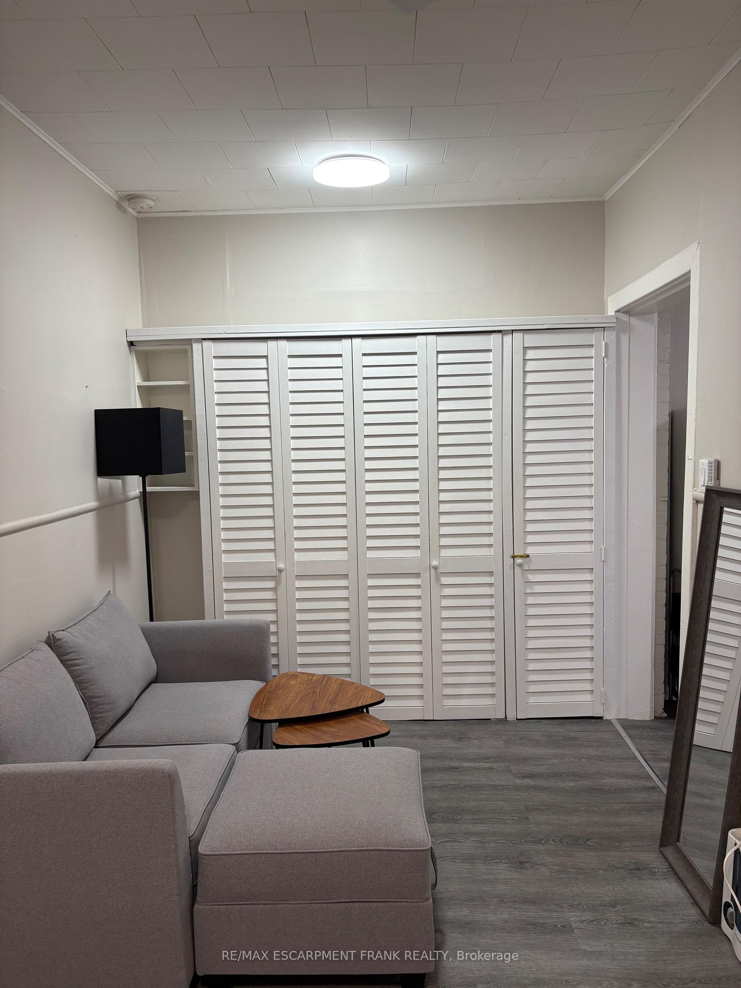 Photo 4 of Unit 2, 20 Canada Street, Hamilton, Kirkendall — HOMEH