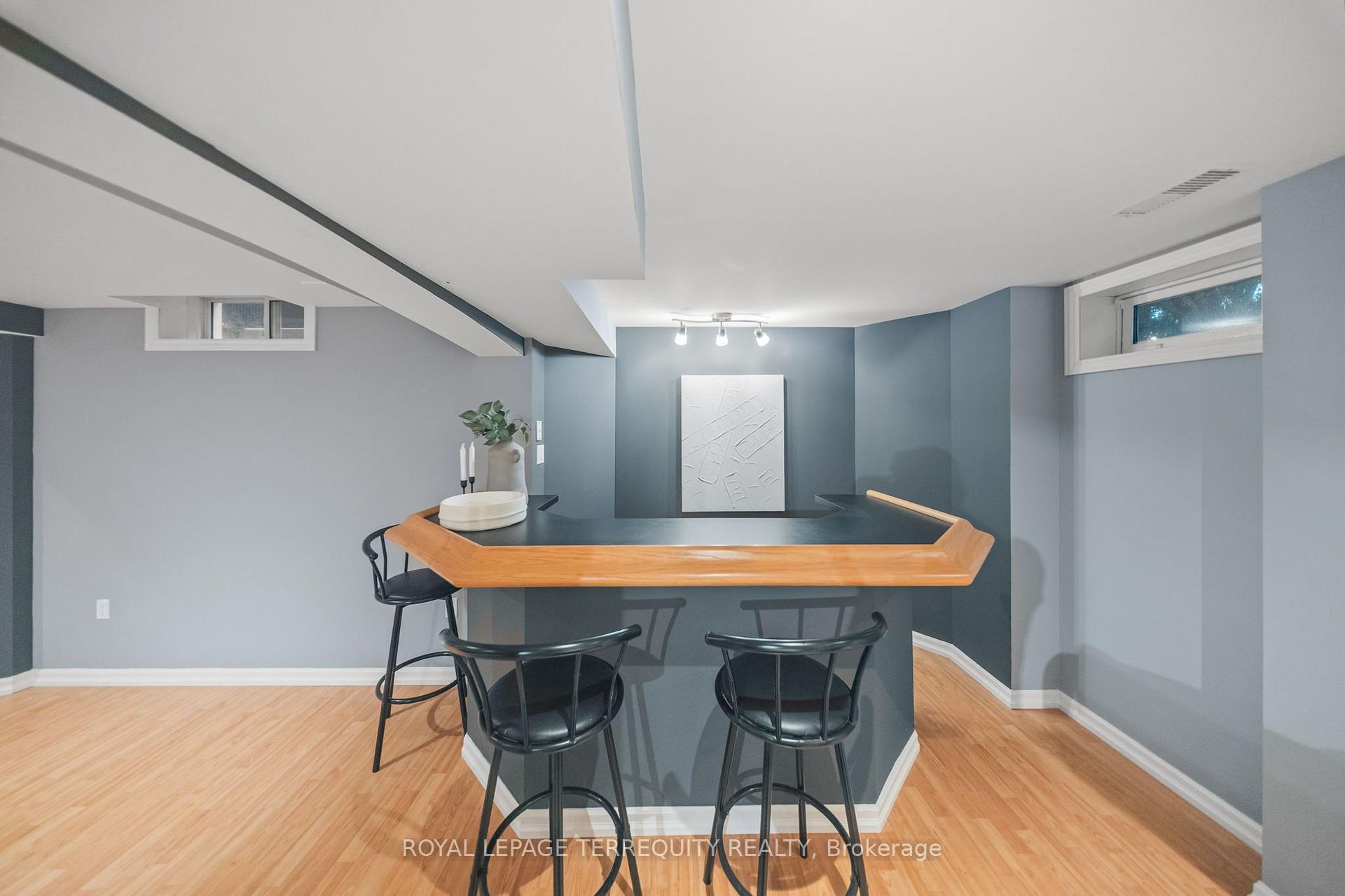 Photo 36 of 611 Capilano Crescent, Oshawa, Donevan — HOMEH