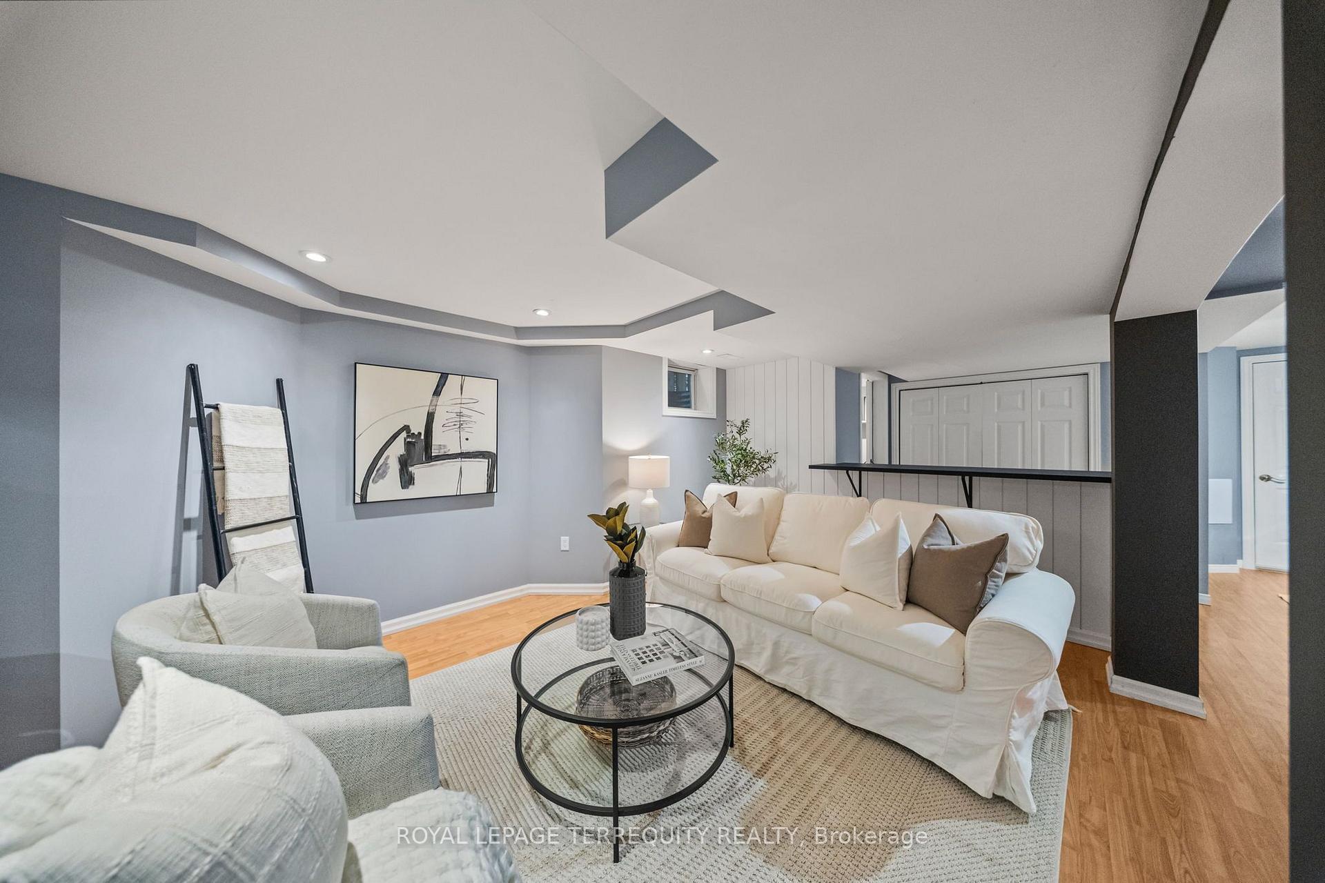 Photo 38 of 611 Capilano Crescent, Oshawa, Donevan — HOMEH
