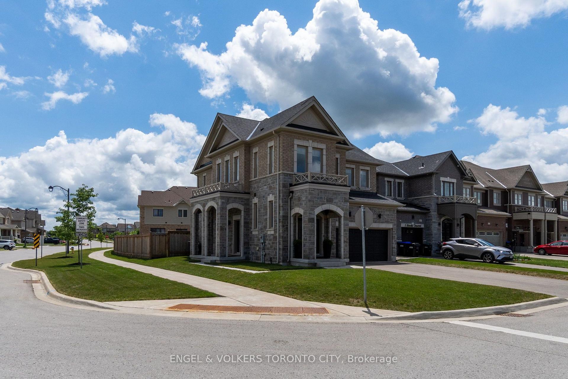 Photo 6 of 3 Arnold Crescent, New Tecumseth, Alliston — HOMEH