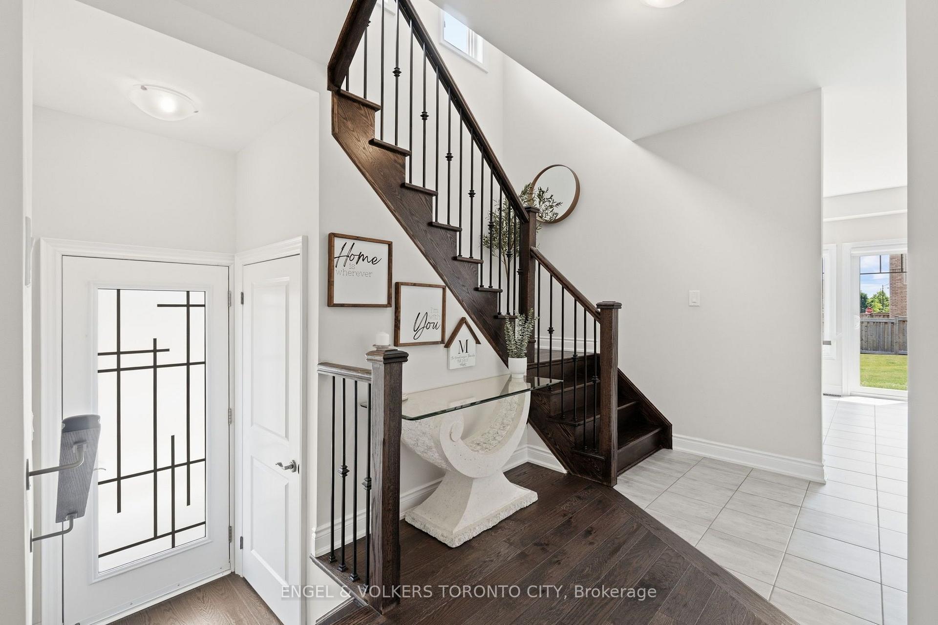 Photo 10 of 3 Arnold Crescent, New Tecumseth, Alliston — HOMEH