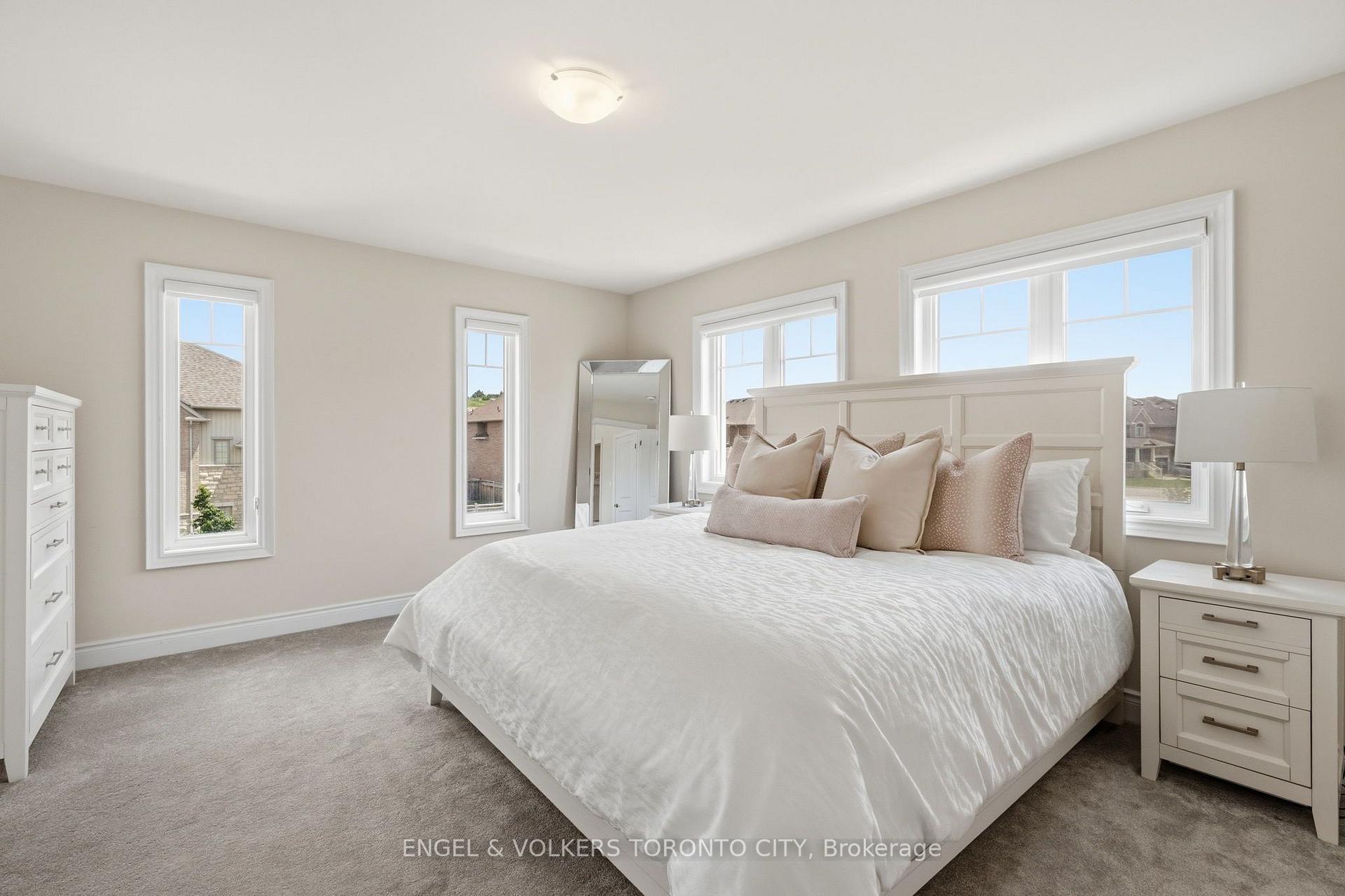 Photo 23 of 3 Arnold Crescent, New Tecumseth, Alliston — HOMEH