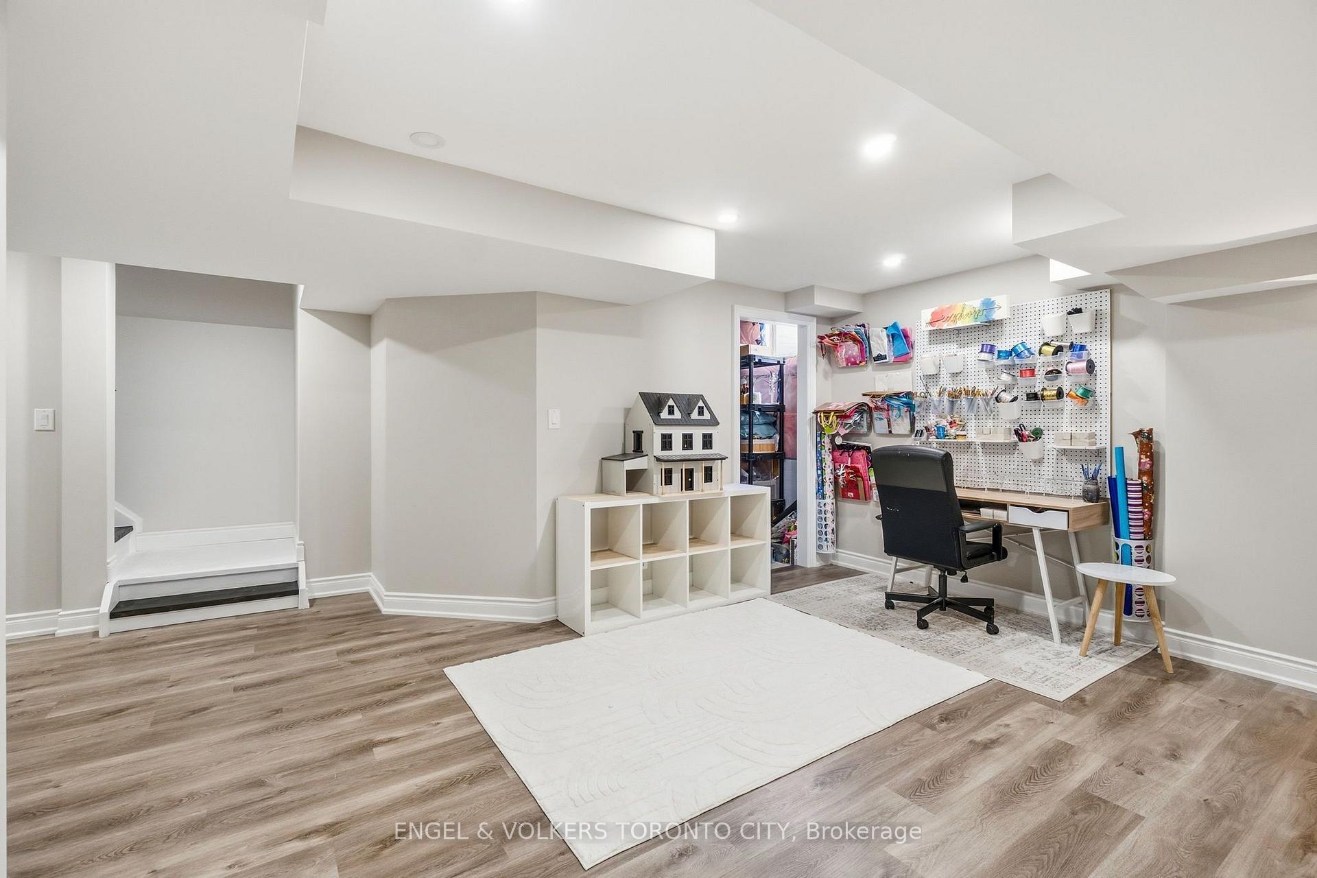 Photo 33 of 3 Arnold Crescent, New Tecumseth, Alliston — HOMEH