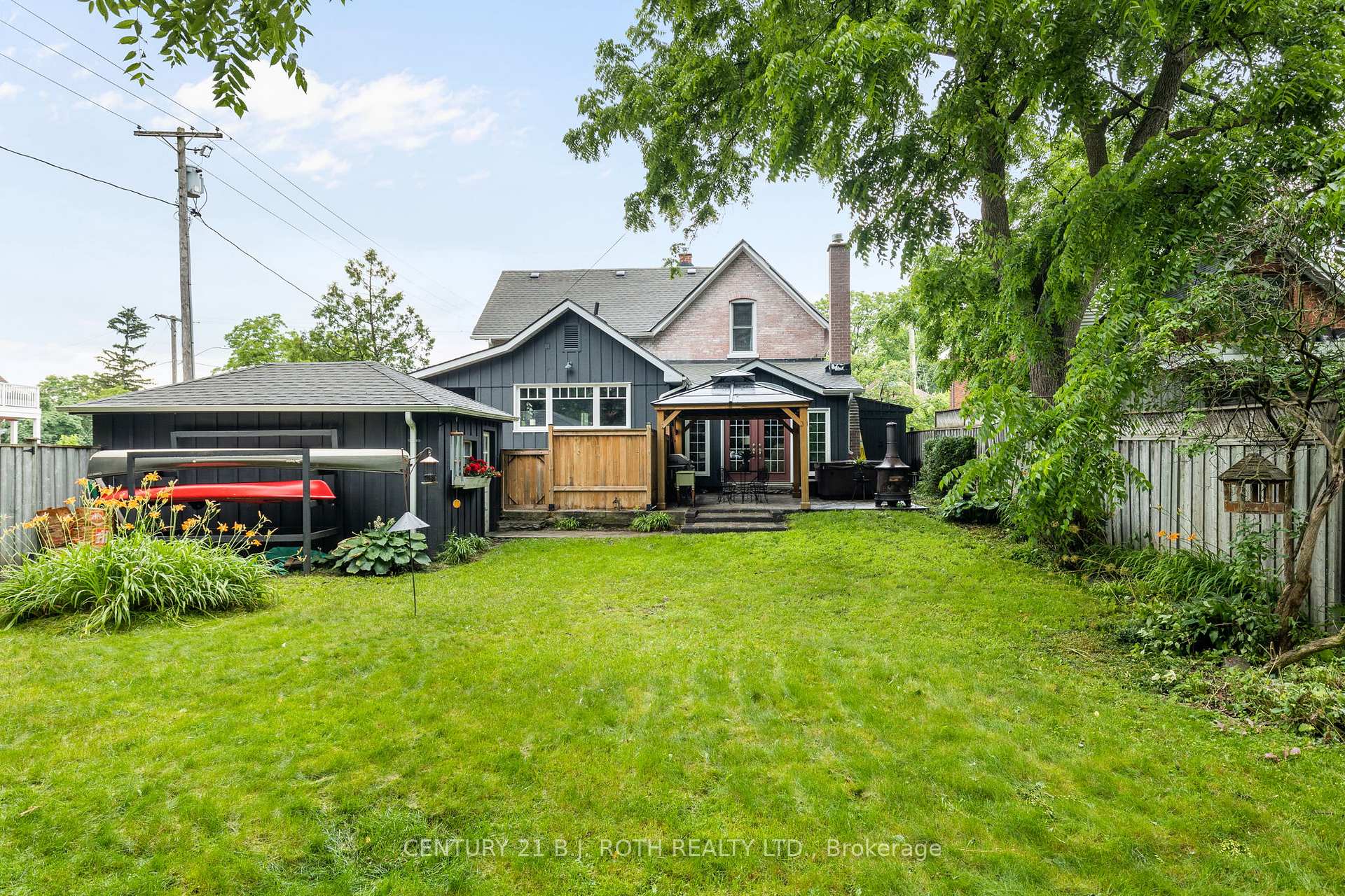 Photo 3 of 90 Cumberland Street, Barrie, Allandale — HOMEH