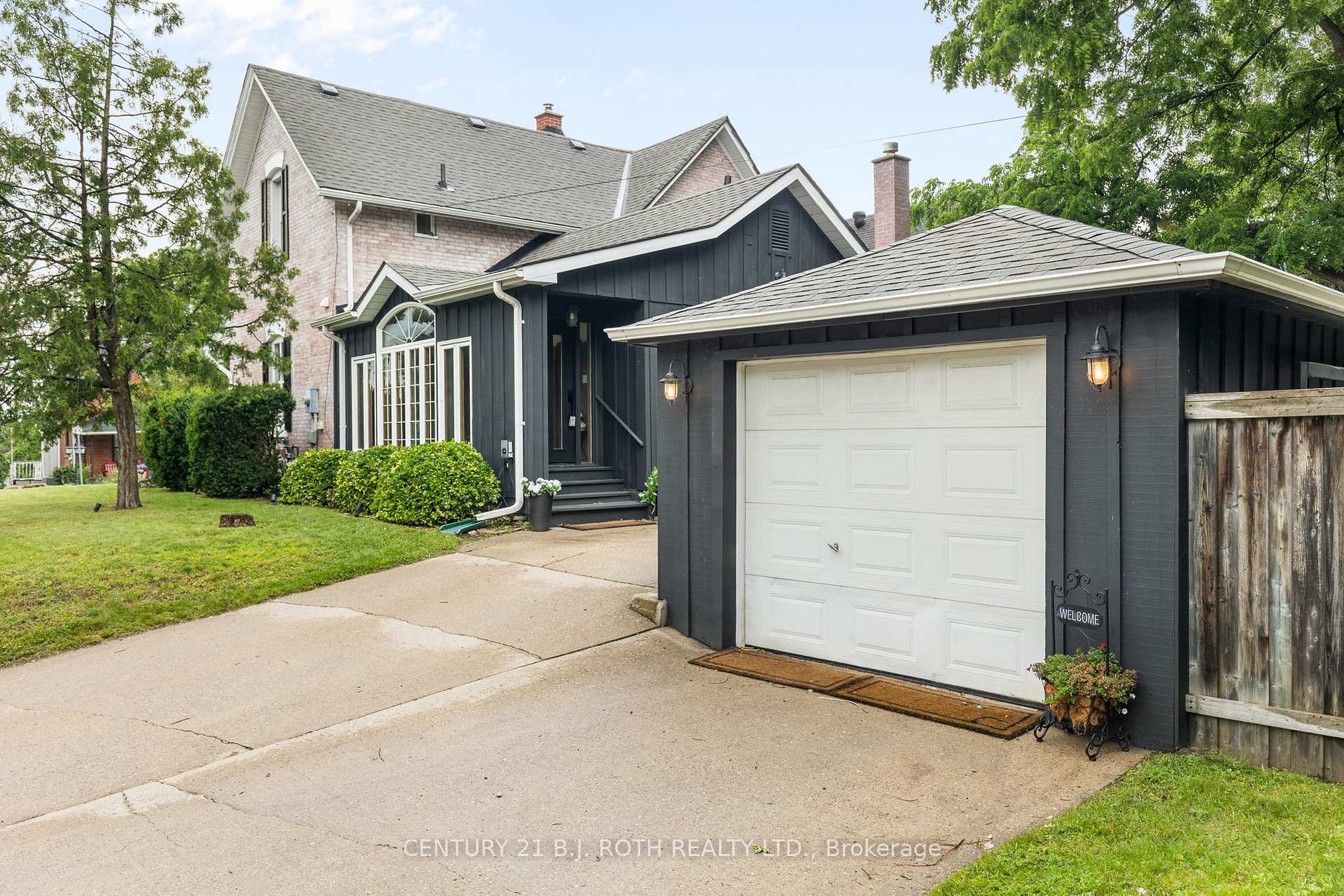 Photo 44 of 90 Cumberland Street, Barrie, Allandale — HOMEH