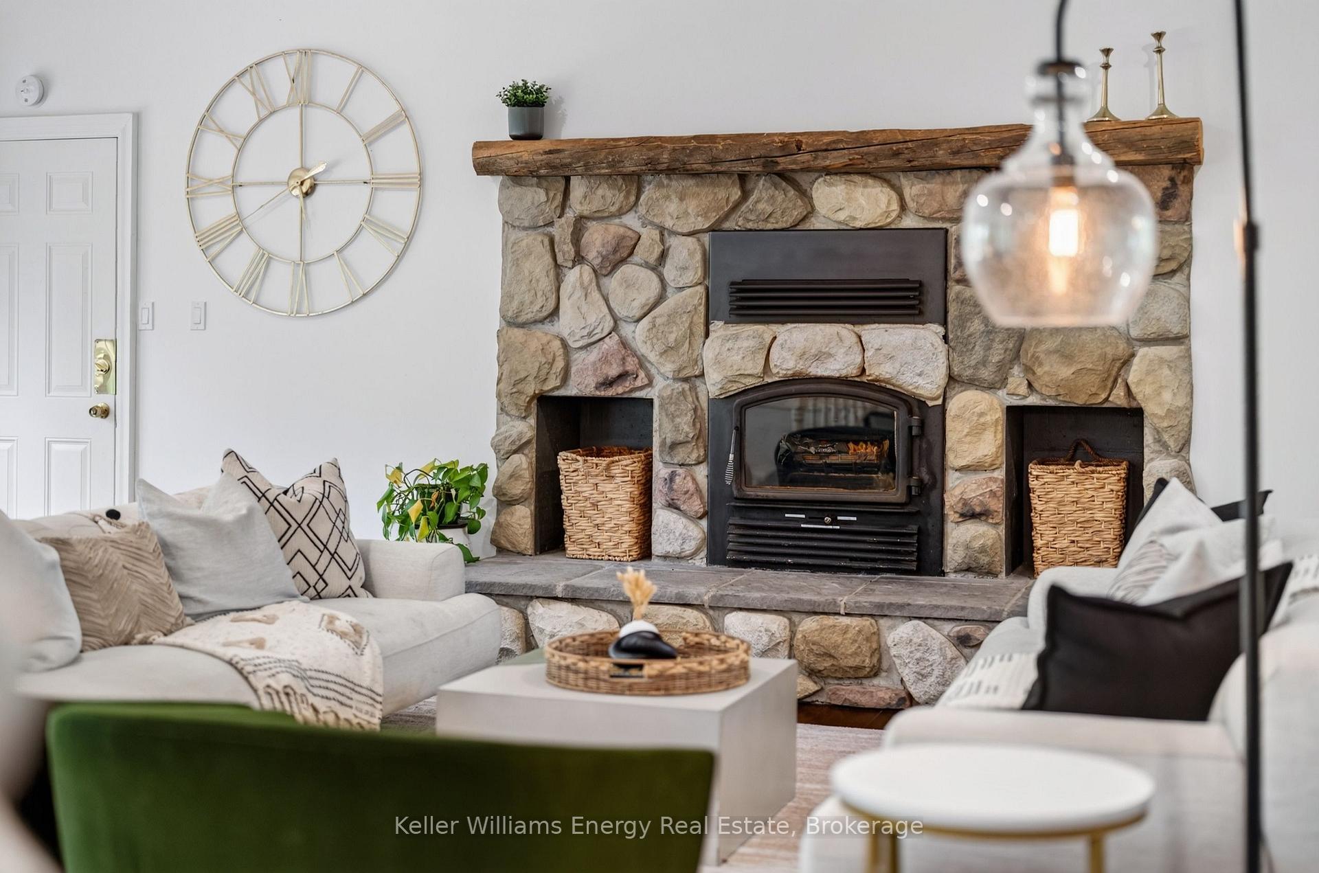 Photo 12 of 1286 County Road 14, Prince Edward County, Sophiasburg Ward — HOMEH