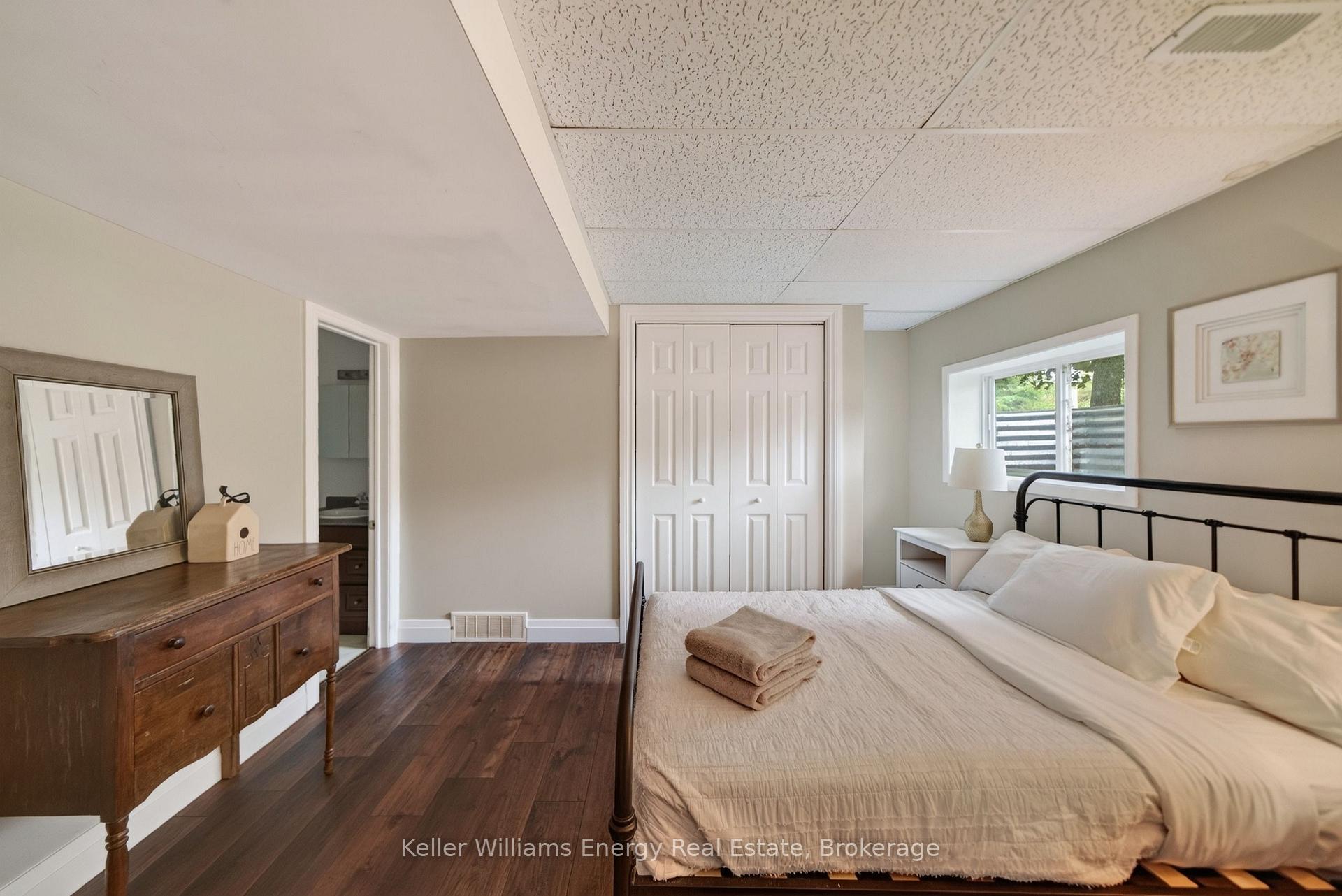 Photo 69 of 1286 County Road 14, Prince Edward County, Sophiasburg Ward — HOMEH