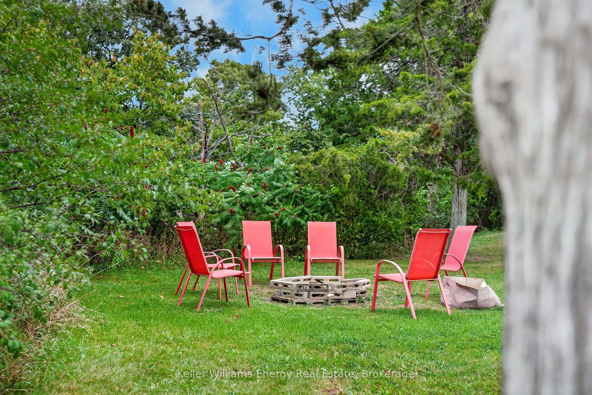 Photo 88 of 1286 County Road 14, Prince Edward County, Sophiasburg Ward — HOMEH