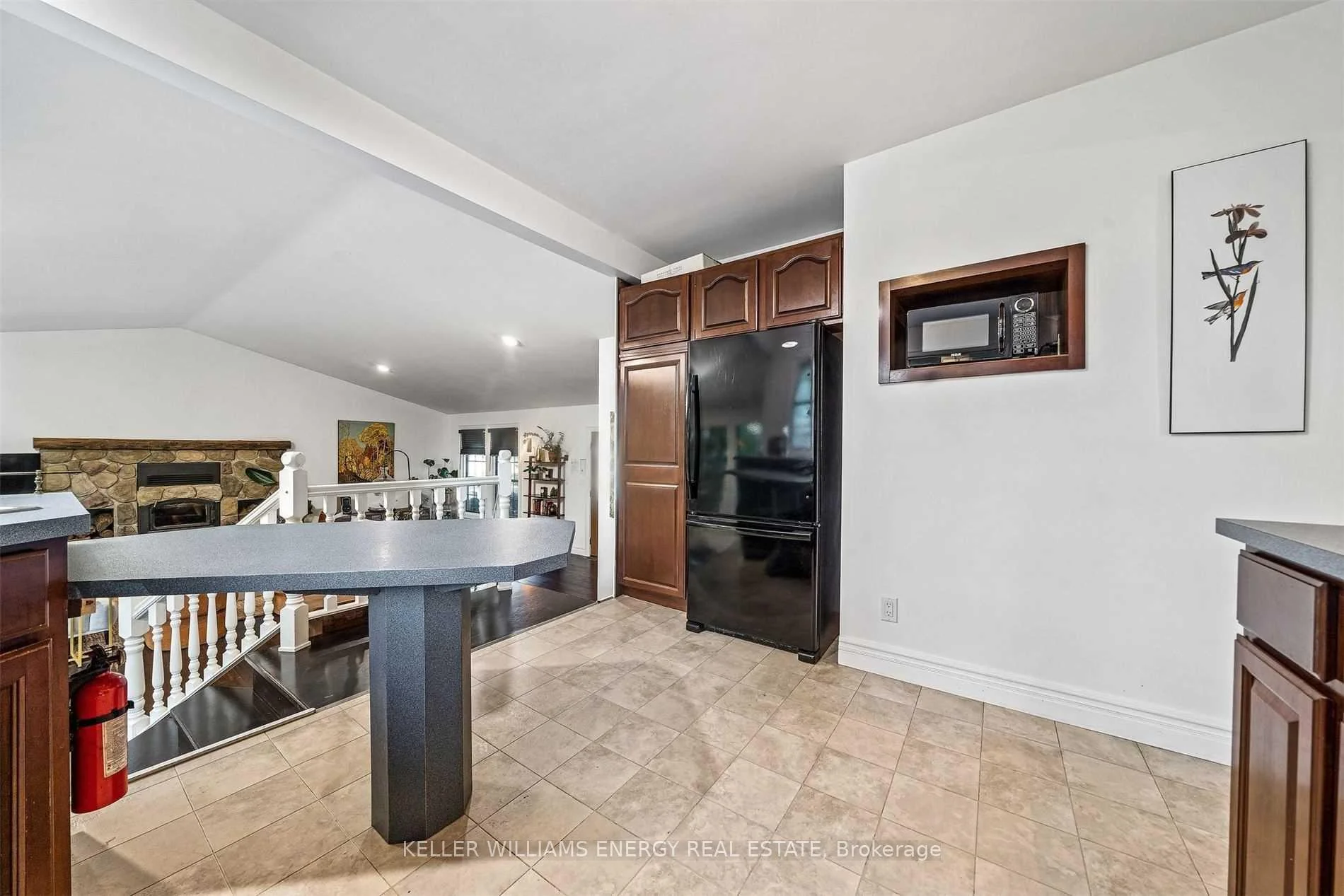 Photo 31 of 1286 County Road 14, Prince Edward County, Sophiasburg Ward — HOMEH