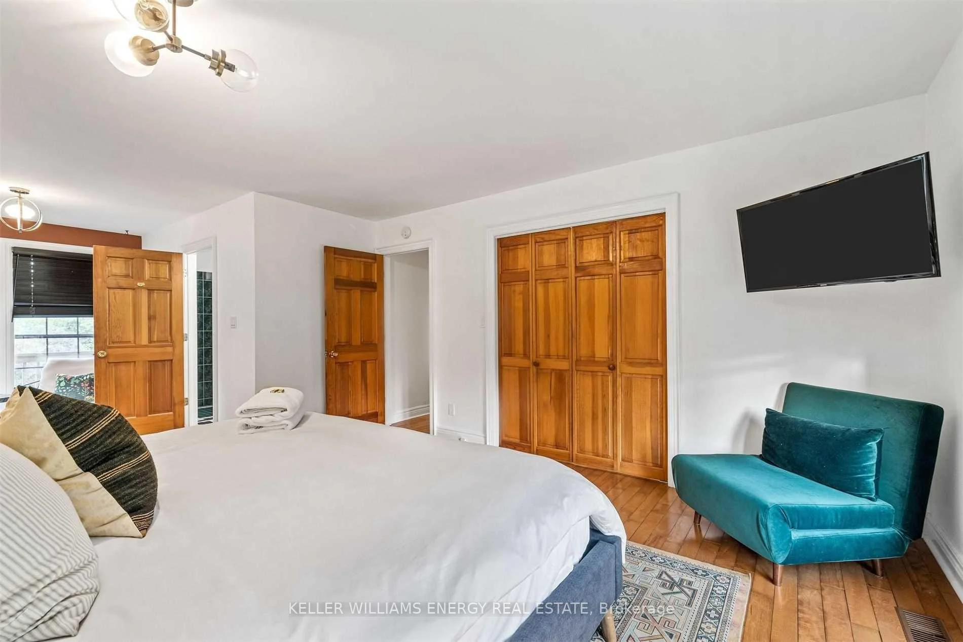 Photo 43 of 1286 County Road 14, Prince Edward County, Sophiasburg Ward — HOMEH