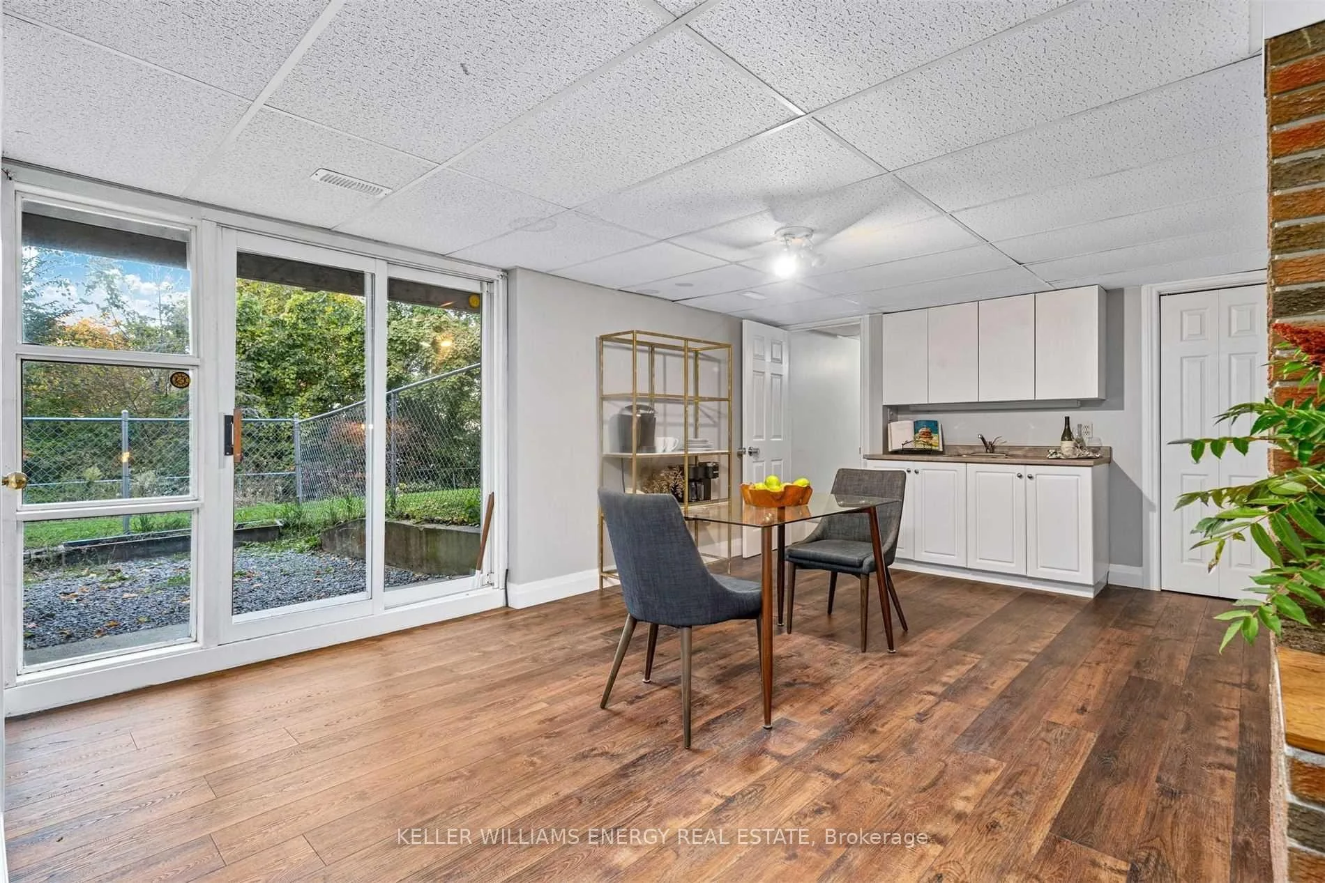 Photo 53 of 1286 County Road 14, Prince Edward County, Sophiasburg Ward — HOMEH