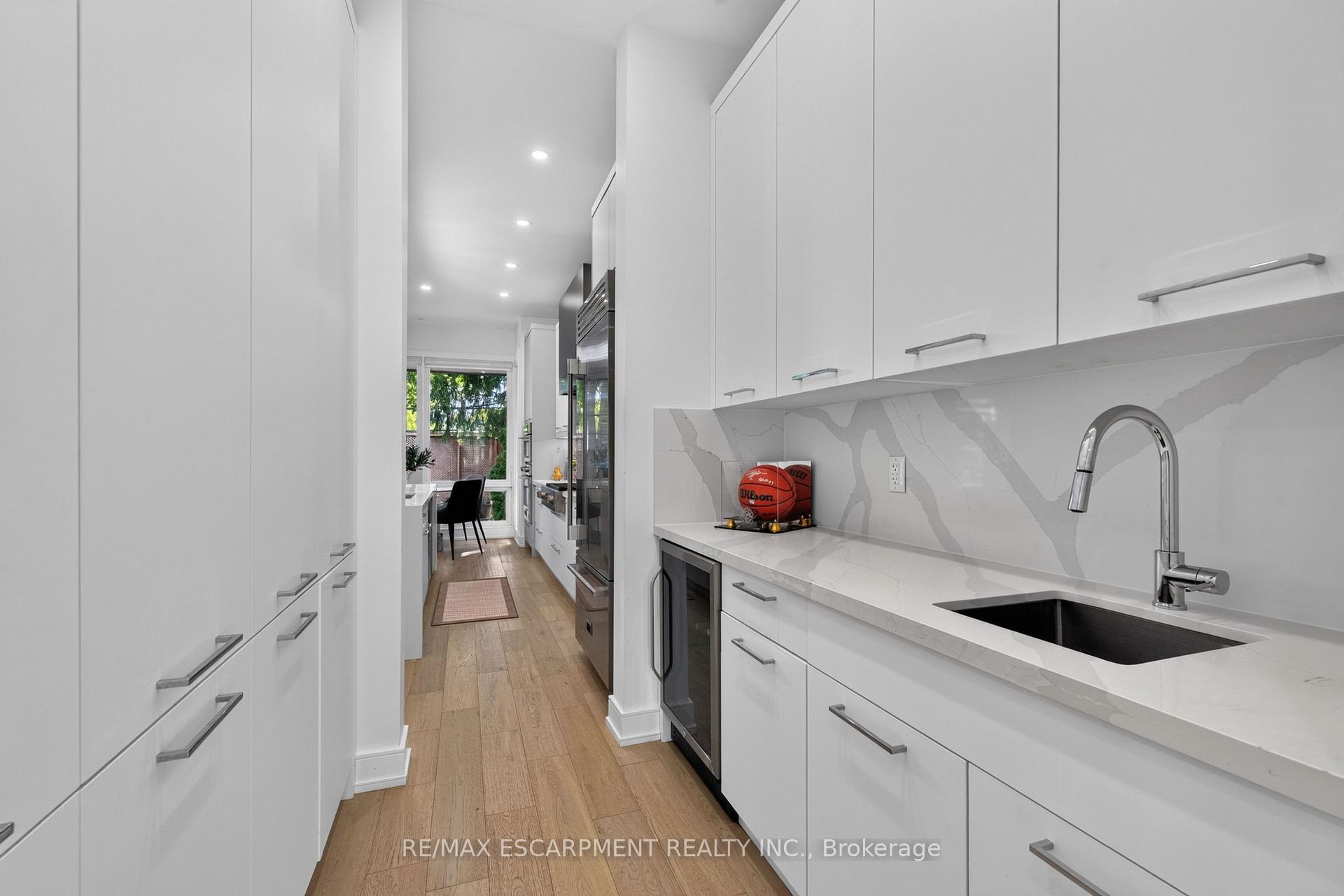 Photo 9 of 73 Elma Street, Etobicoke, Mimico — HOMEH