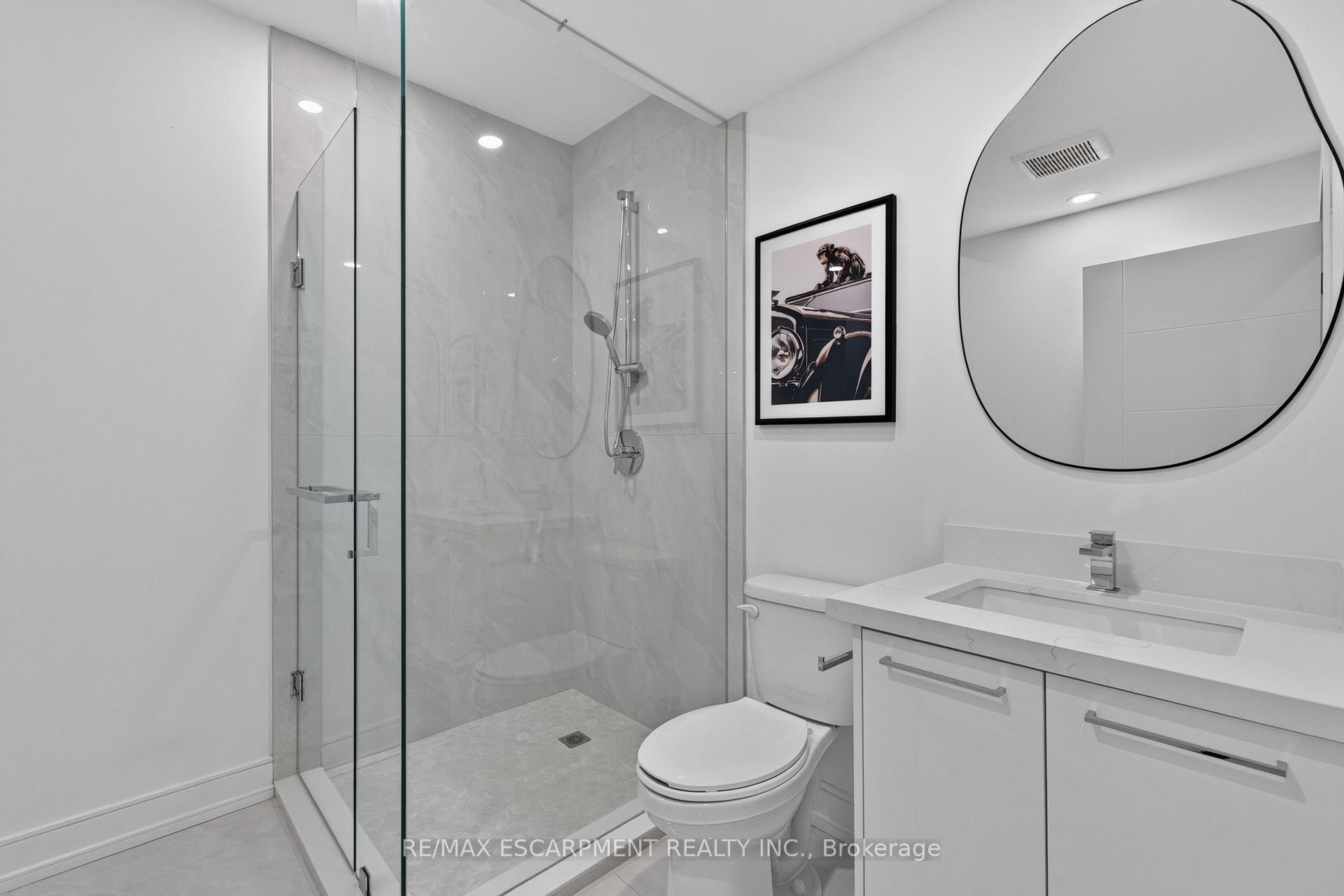 Photo 35 of 73 Elma Street, Etobicoke, Mimico — HOMEH