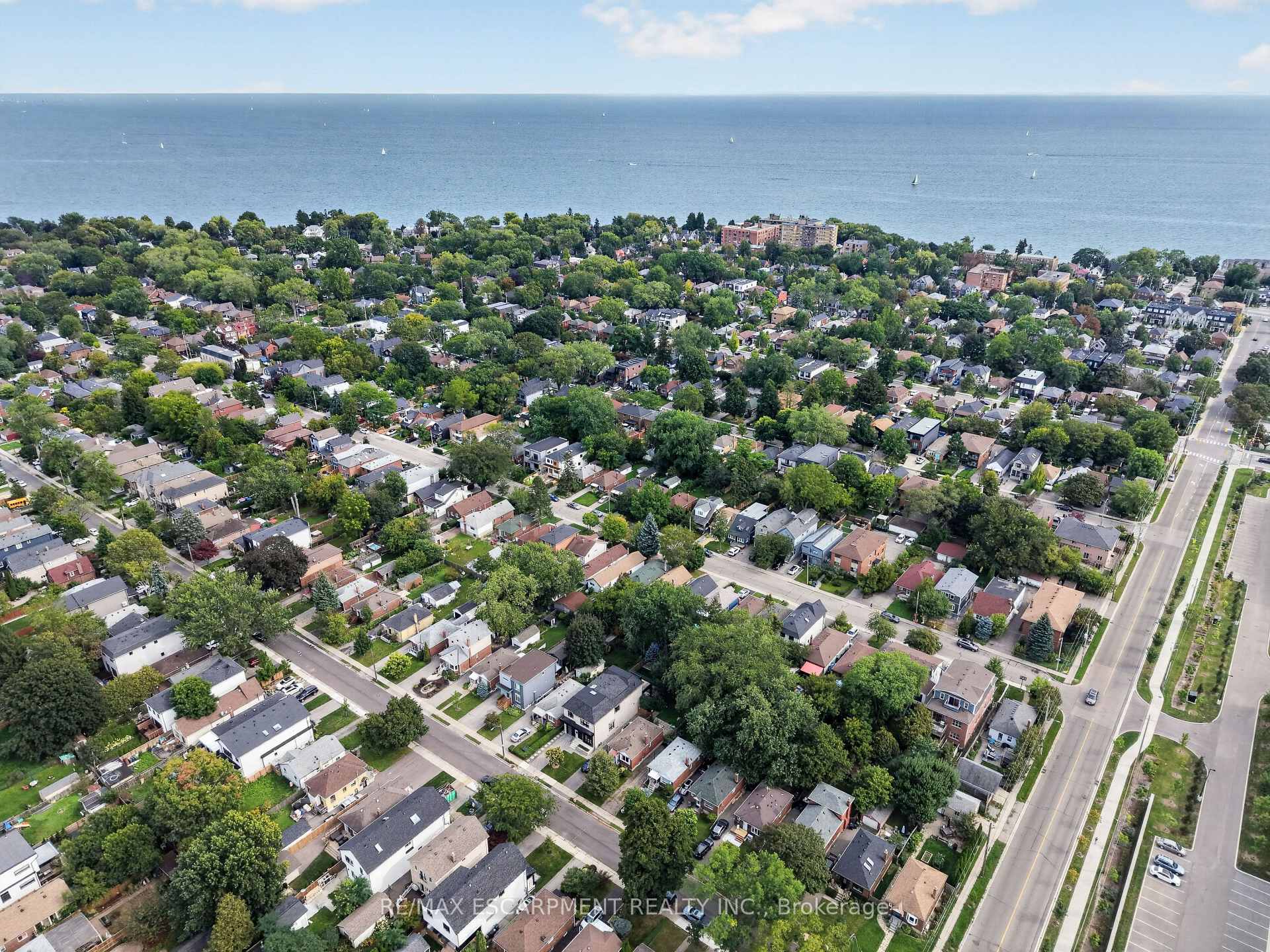 Photo 44 of 73 Elma Street, Etobicoke, Mimico — HOMEH