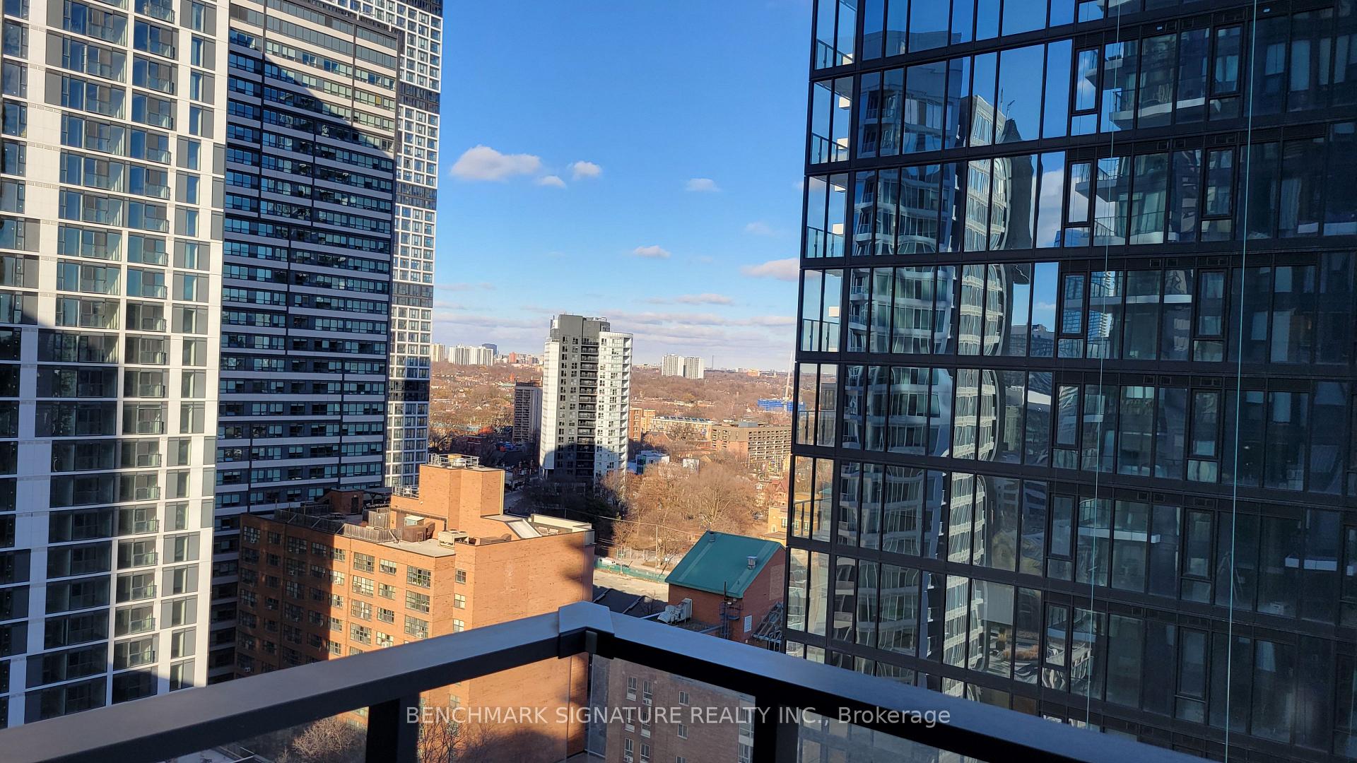 Photo 3 of Unit 2008, 77 Shuter Street, Toronto, Church-Yonge Corridor — HOMEH