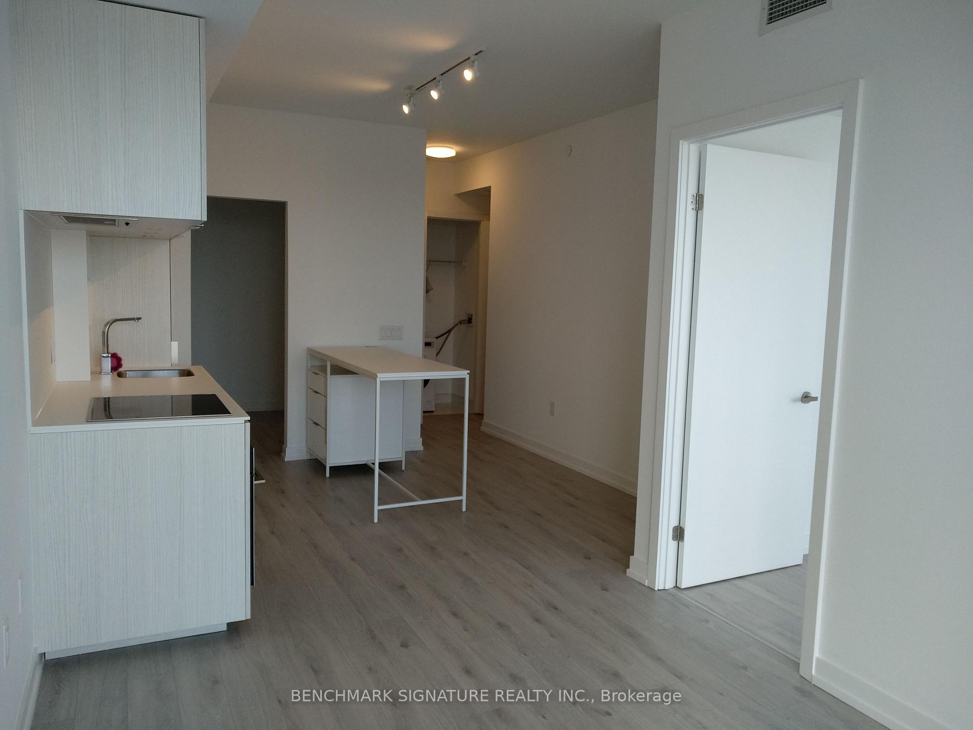 Photo 5 of Unit 2008, 77 Shuter Street, Toronto, Church-Yonge Corridor — HOMEH