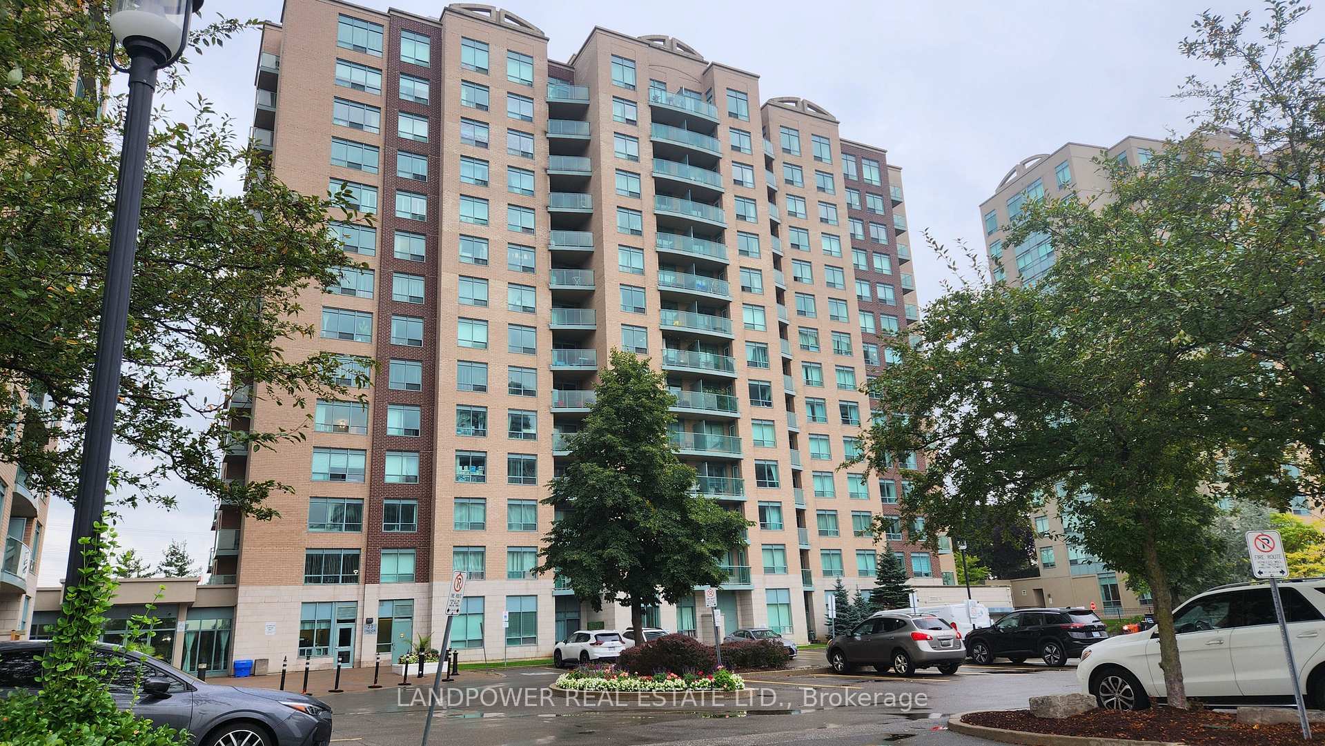 Photo 2 of Unit 1013, 23 Oneida Crescent, Richmond Hill, Langstaff — HOMEH