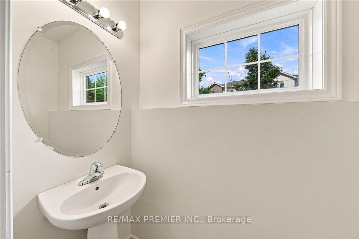 Photo 9 of Unit 125, 800 West Ridge Boulevard, Orillia — HOMEH